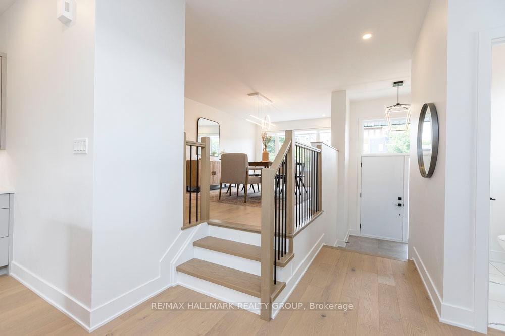 Photo 3 of 656 Edison Avenue, Ottawa, Laurentianview — HOMEH