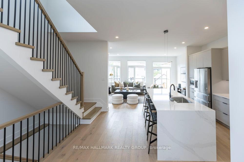 Photo 6 of 656 Edison Avenue, Ottawa, Laurentianview — HOMEH