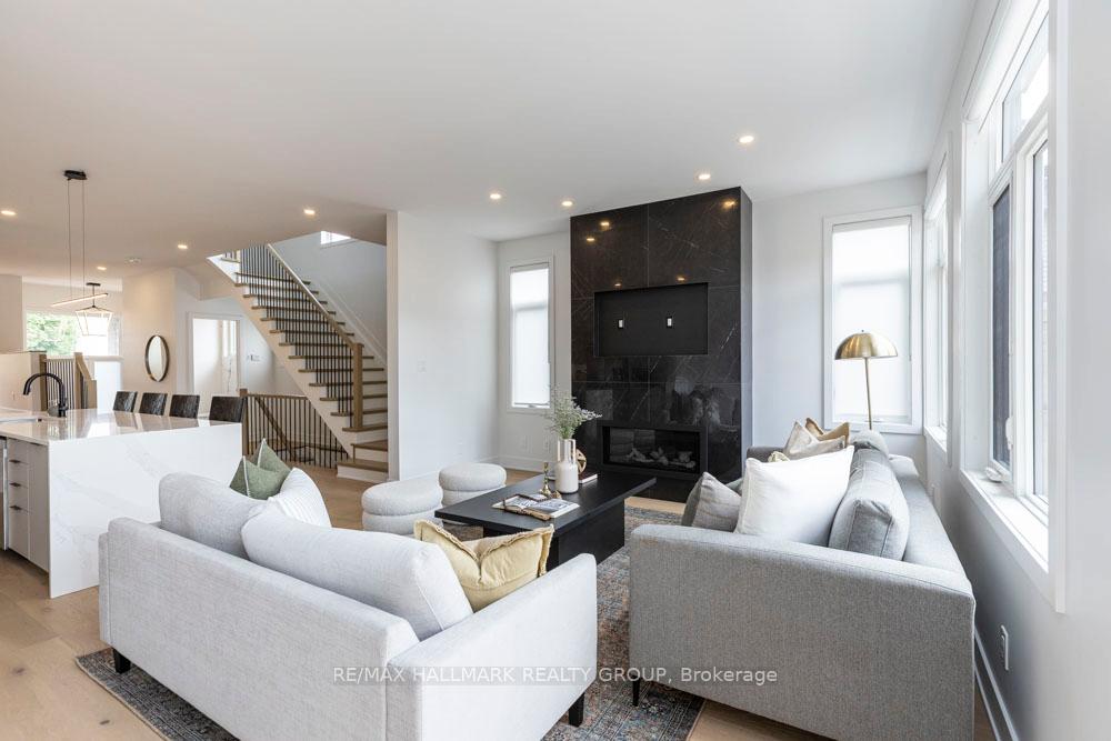 Photo 14 of 656 Edison Avenue, Ottawa, Laurentianview — HOMEH