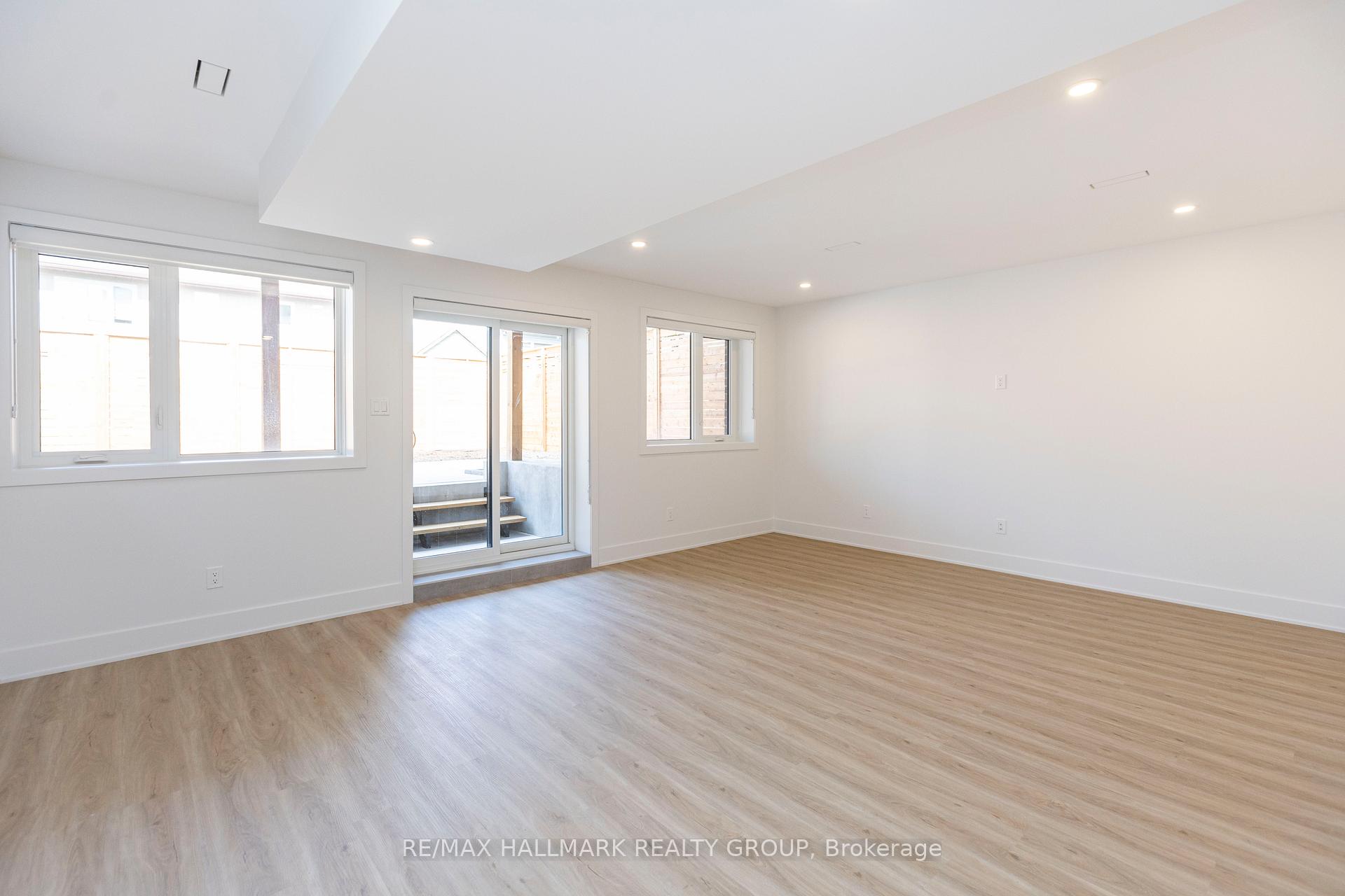 Photo 35 of 656 Edison Avenue, Ottawa, Laurentianview — HOMEH