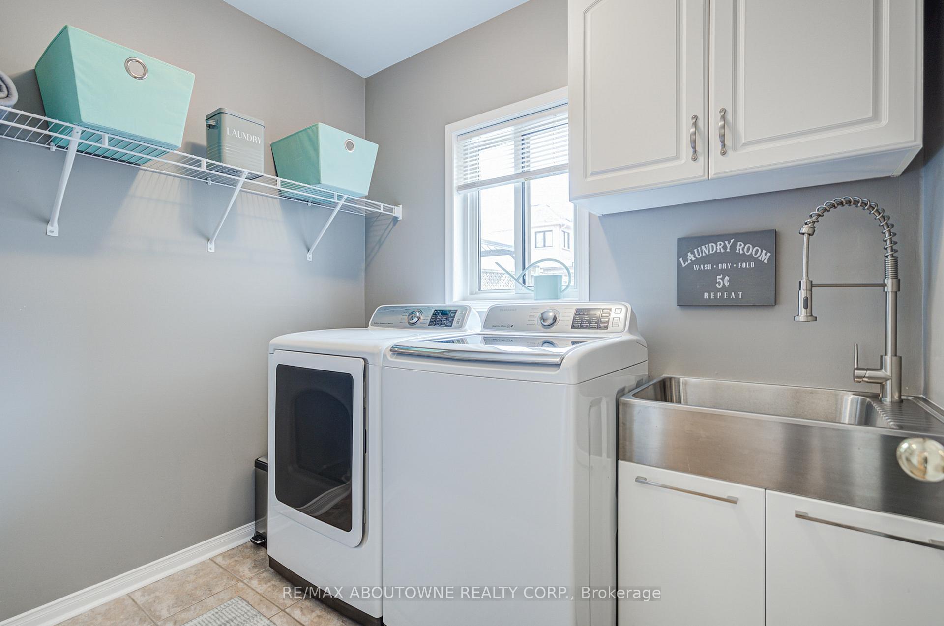 Photo 18 of 2116 Newell Crescent, Burlington, Orchard — HOMEH
