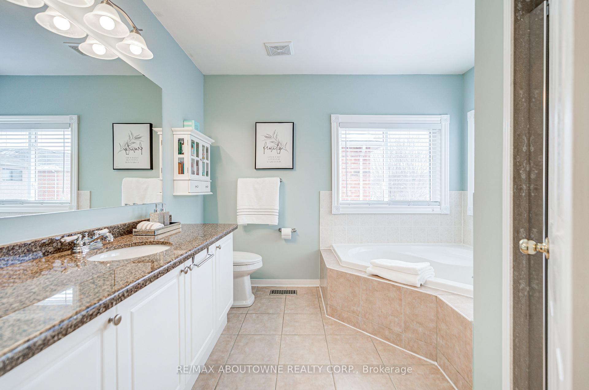 Photo 23 of 2116 Newell Crescent, Burlington, Orchard — HOMEH