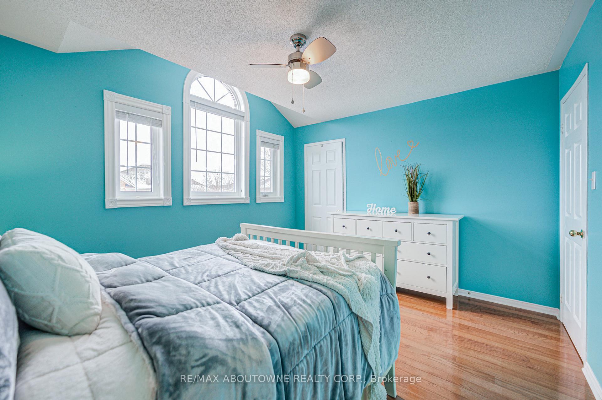 Photo 27 of 2116 Newell Crescent, Burlington, Orchard — HOMEH