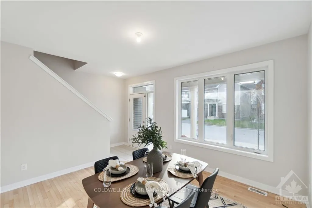 Photo 4 of 1809 Haiku Street, Ottawa, Barrhaven - Half Moon Bay — HOMEH