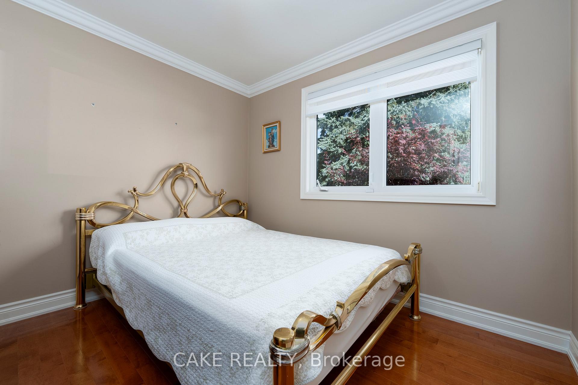 Photo 19 of 118 Donhill Crescent, Vaughan, Kleinburg — HOMEH
