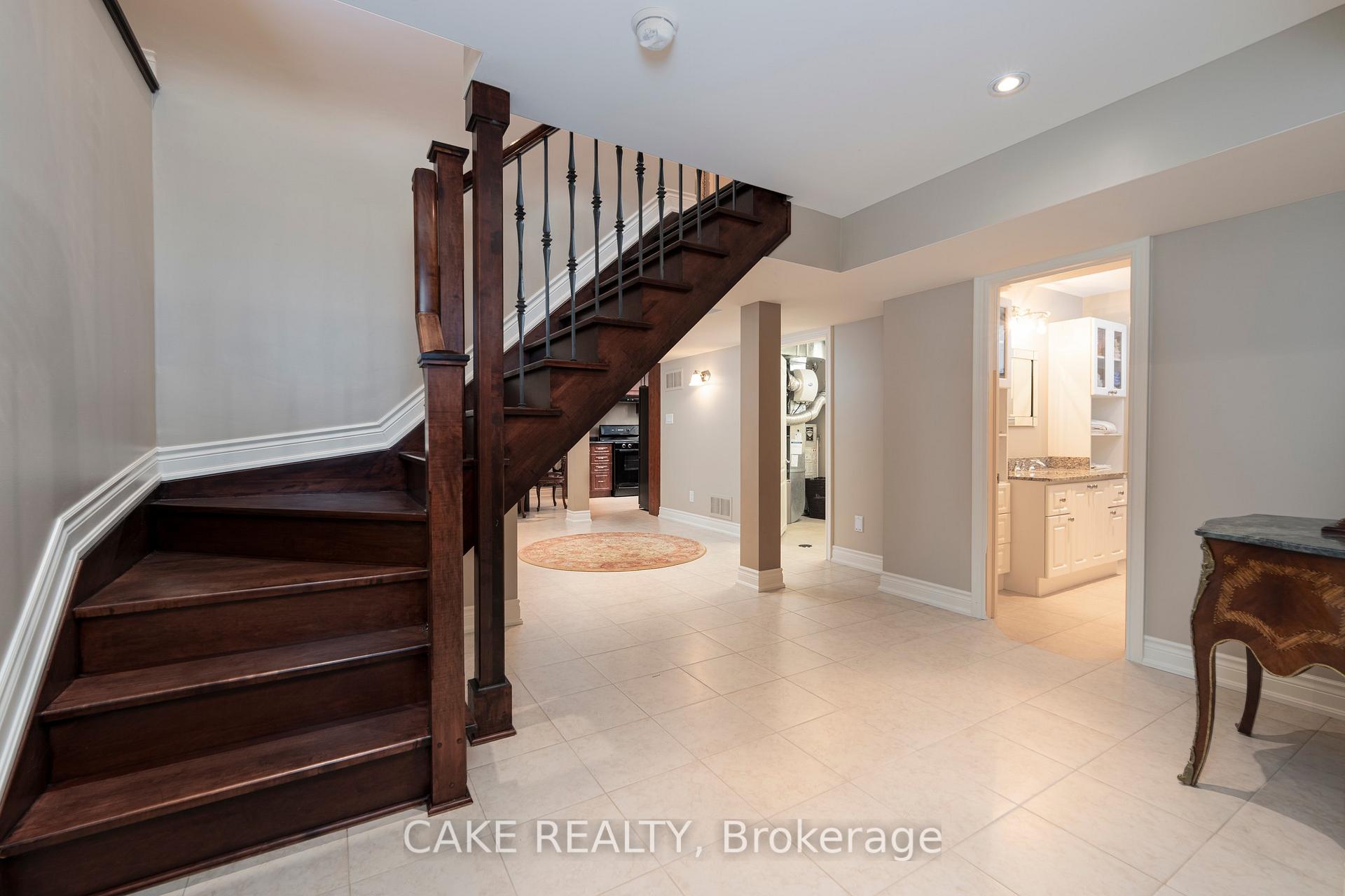 Photo 27 of 118 Donhill Crescent, Vaughan, Kleinburg — HOMEH
