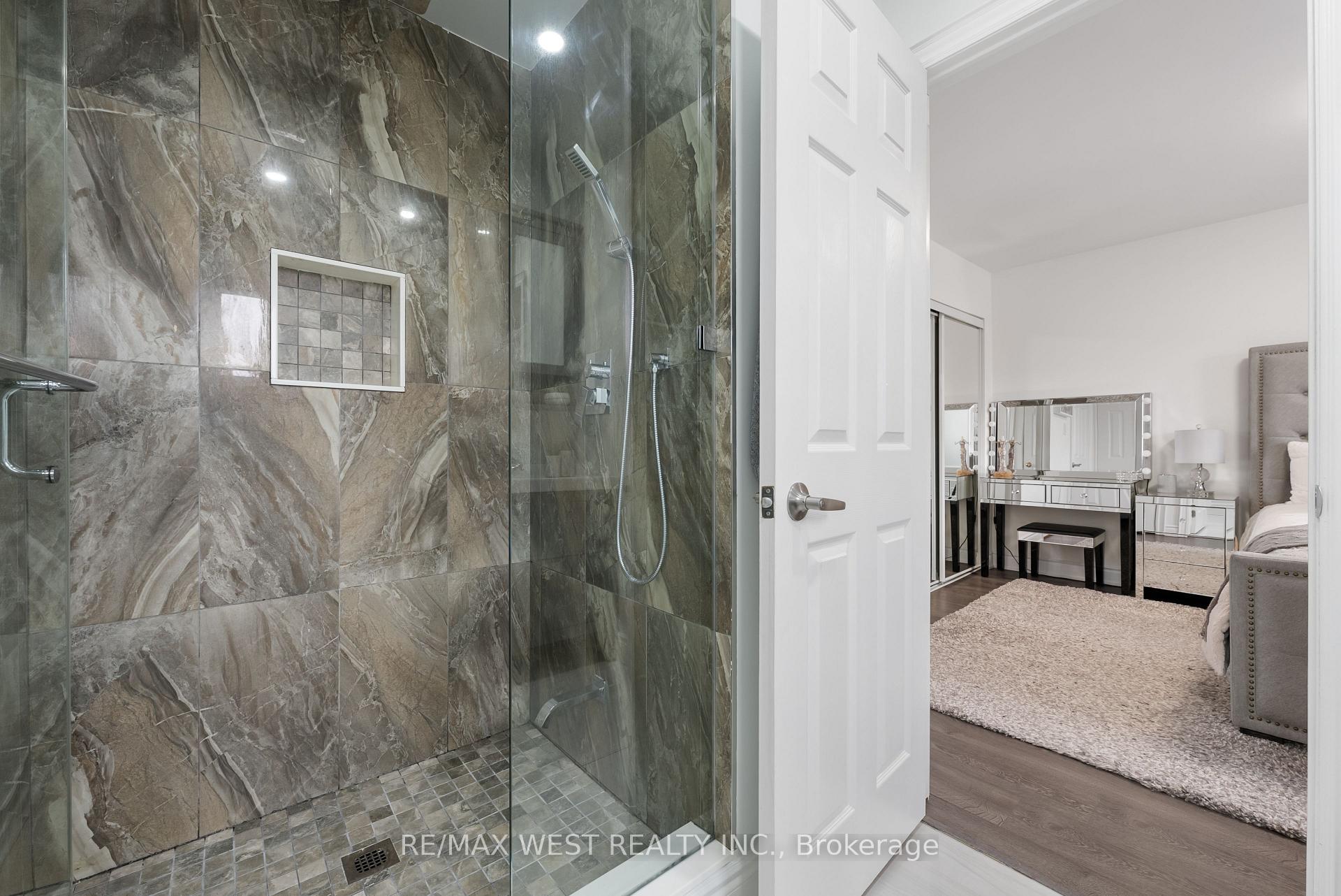 Photo 21 of 144 Kelso Crescent, Vaughan, Maple — HOMEH
