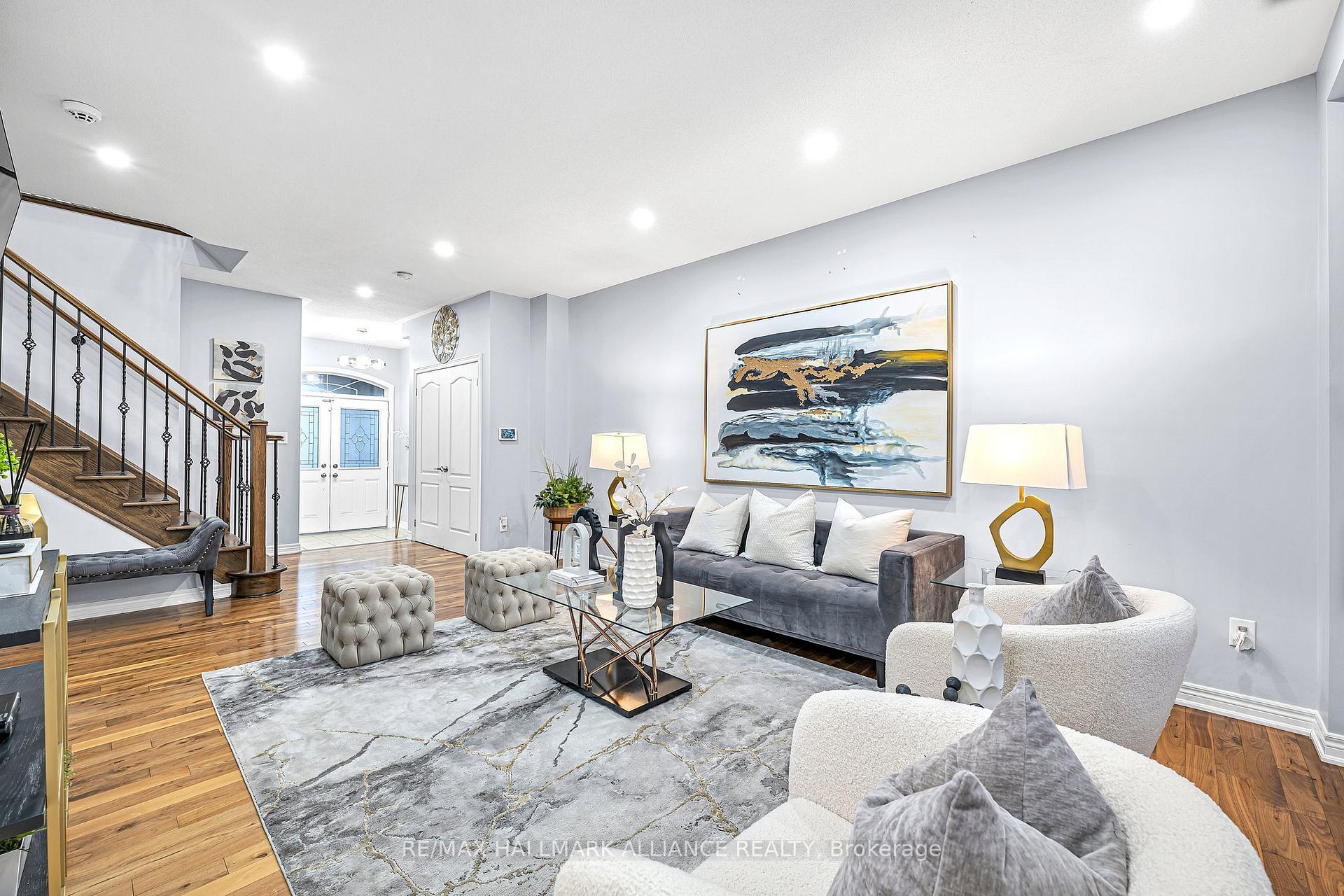 Photo 5 of 4716 Doug Wright Drive, Burlington, Alton — HOMEH