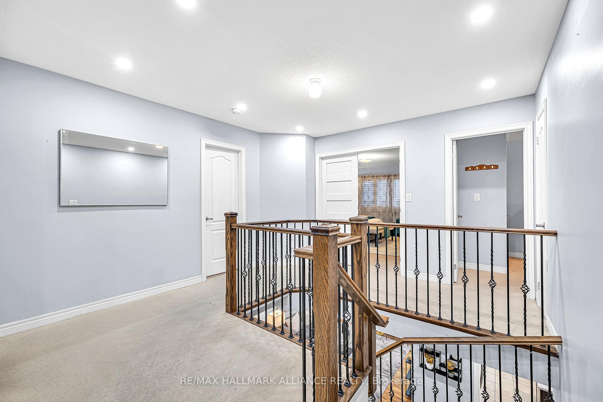 Photo 13 of 4716 Doug Wright Drive, Burlington, Alton — HOMEH