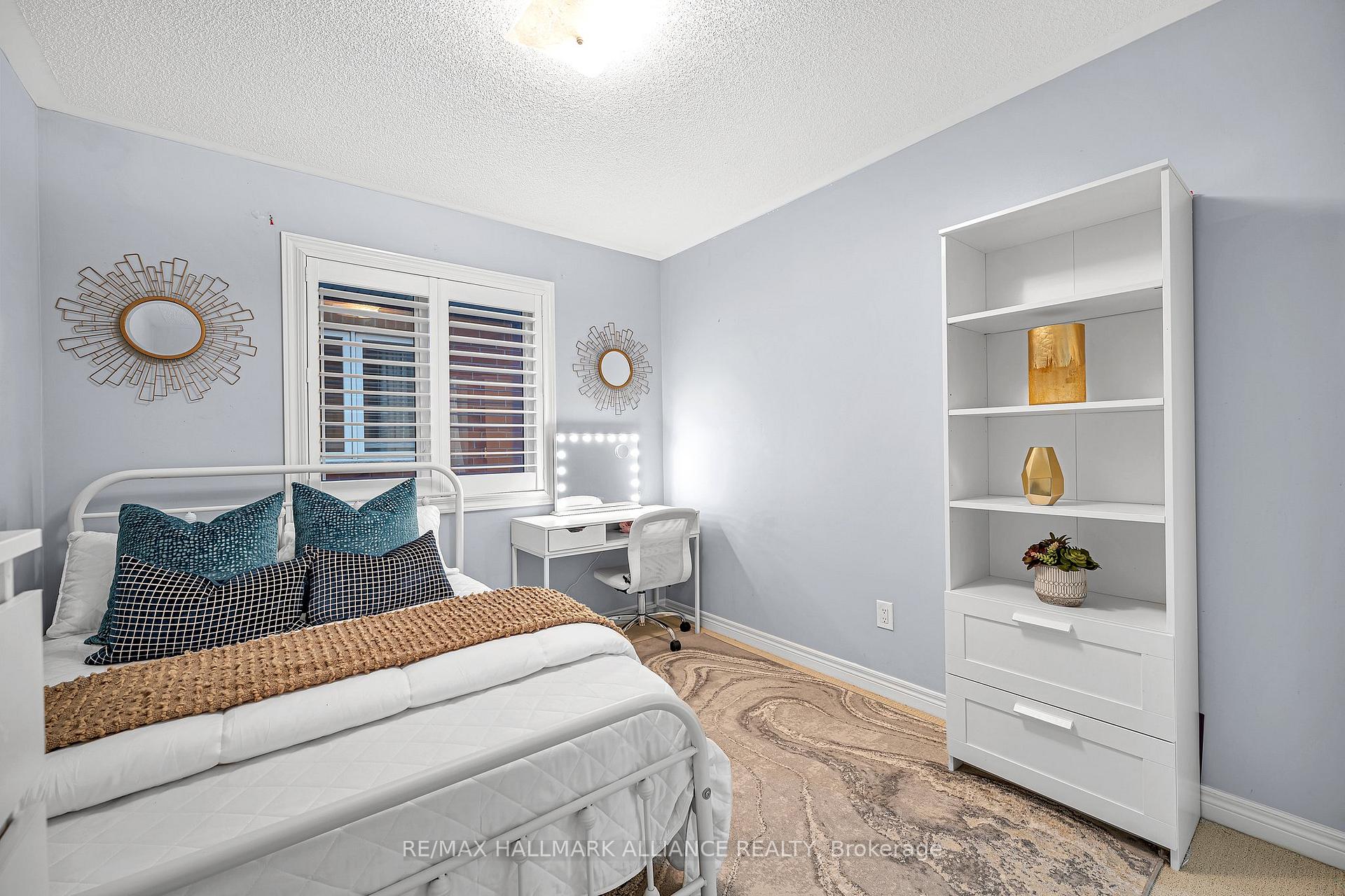 Photo 21 of 4716 Doug Wright Drive, Burlington, Alton — HOMEH