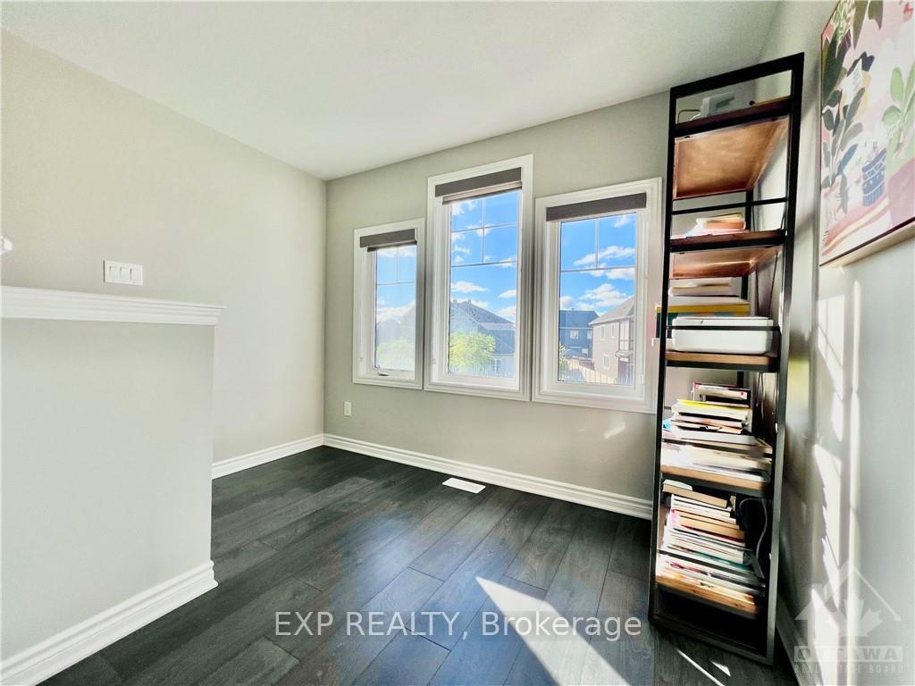 Photo 2 of 561 Chimney Corner Terrace, Ottawa, Barrhaven - Half Moon Bay — HOMEH