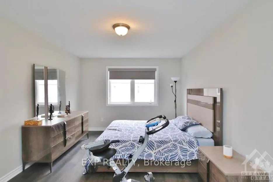Photo 15 of 561 Chimney Corner Terrace, Ottawa, Barrhaven - Half Moon Bay — HOMEH
