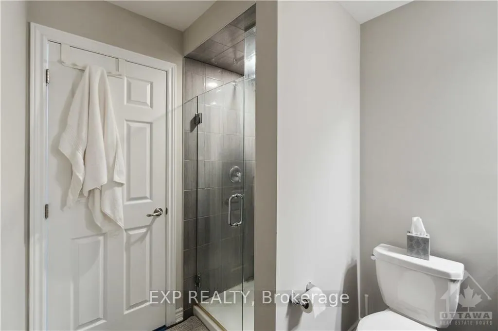 Photo 16 of 561 Chimney Corner Terrace, Ottawa, Barrhaven - Half Moon Bay — HOMEH