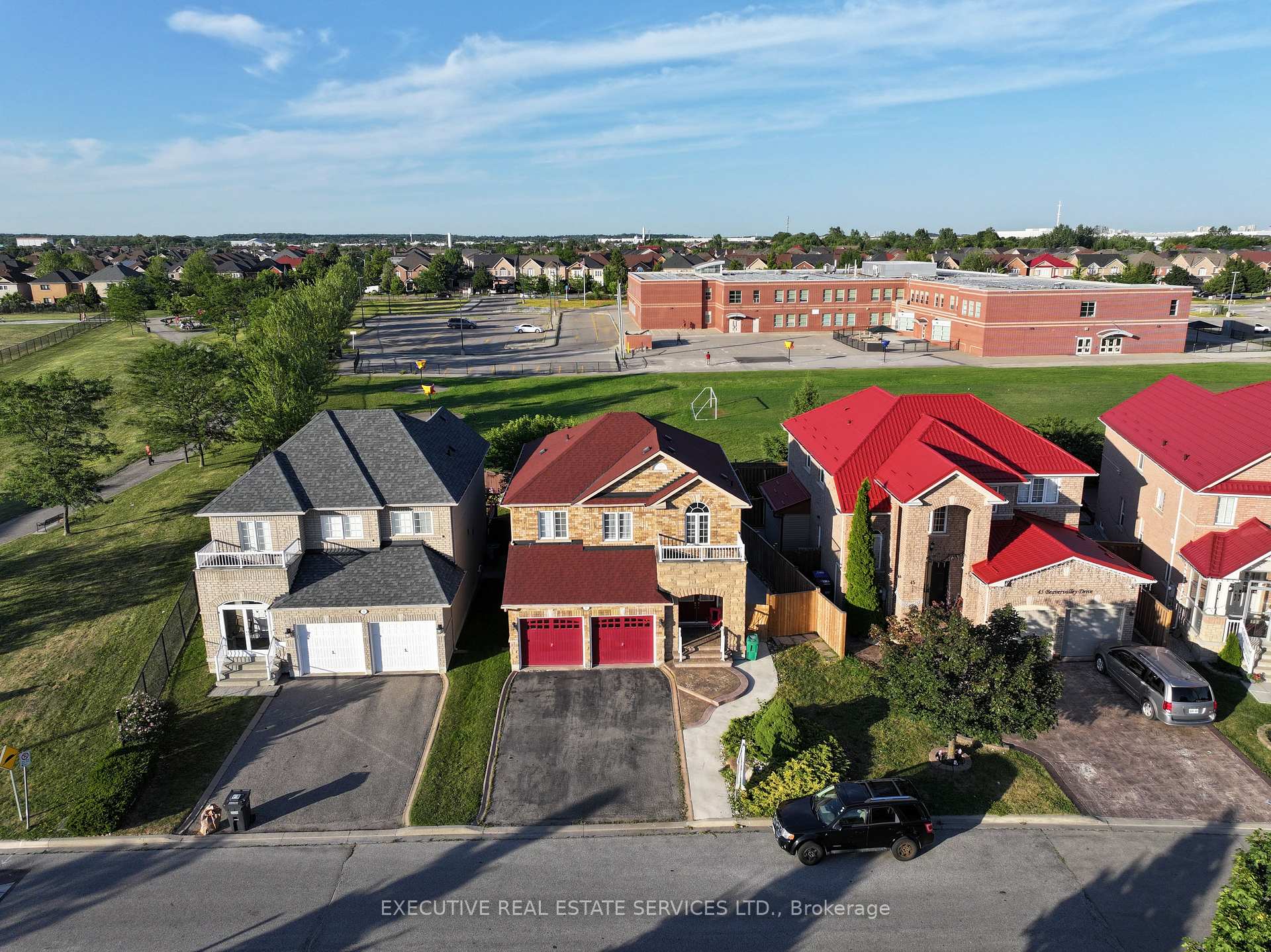Photo 1 of 47 Beavervalley Drive, Brampton, Fletcher's Meadow — HOMEH