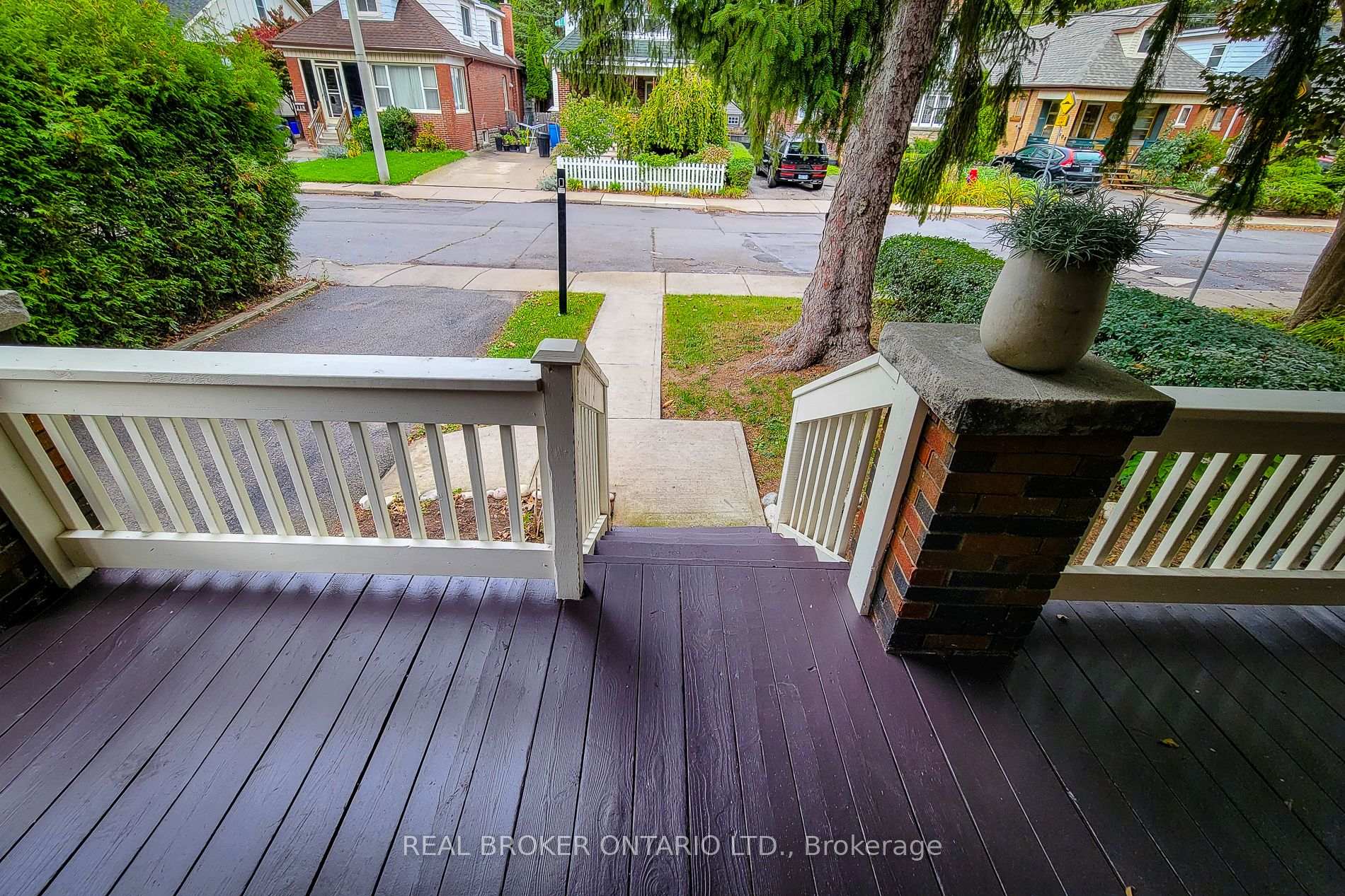 Photo 6 of 115 Barclay Street, Hamilton, Westdale — HOMEH