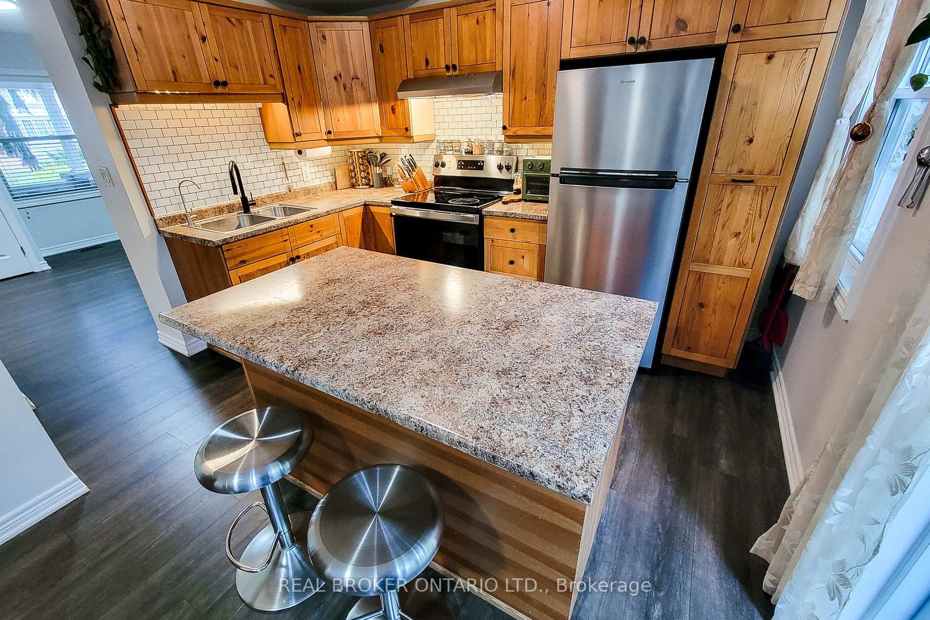 Photo 21 of 115 Barclay Street, Hamilton, Westdale — HOMEH