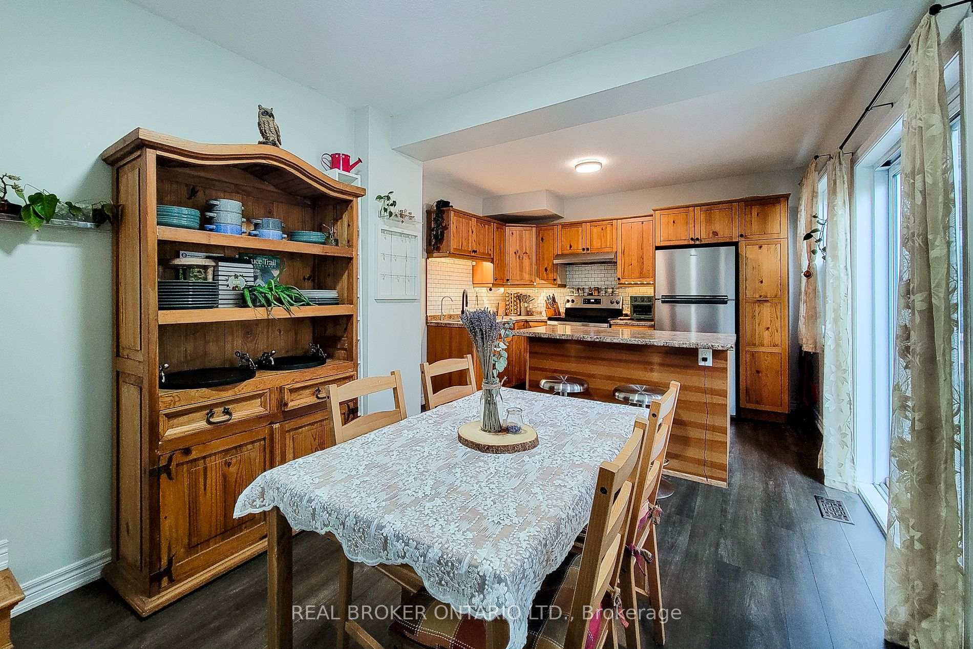 Photo 23 of 115 Barclay Street, Hamilton, Westdale — HOMEH