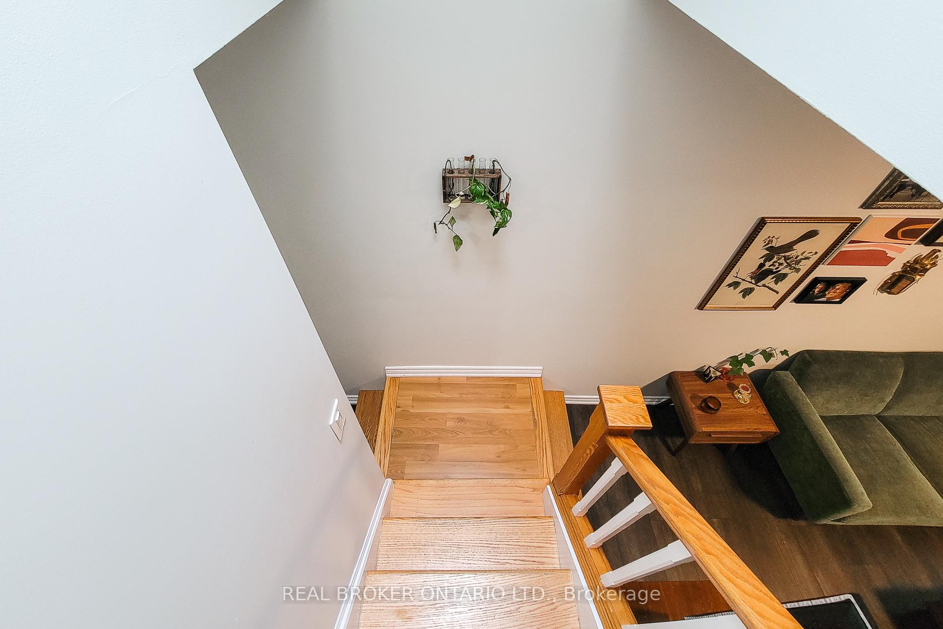 Photo 26 of 115 Barclay Street, Hamilton, Westdale — HOMEH