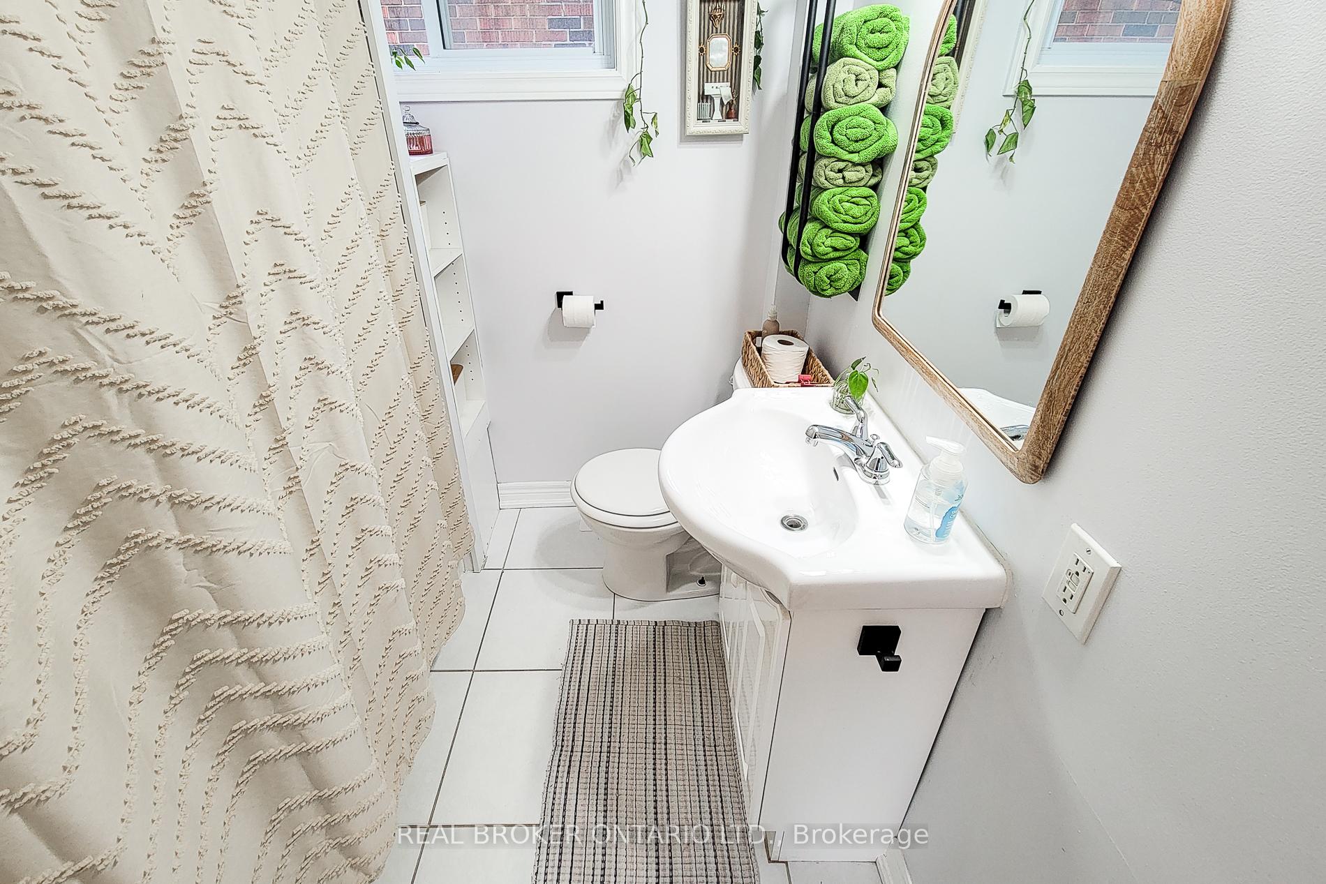 Photo 34 of 115 Barclay Street, Hamilton, Westdale — HOMEH
