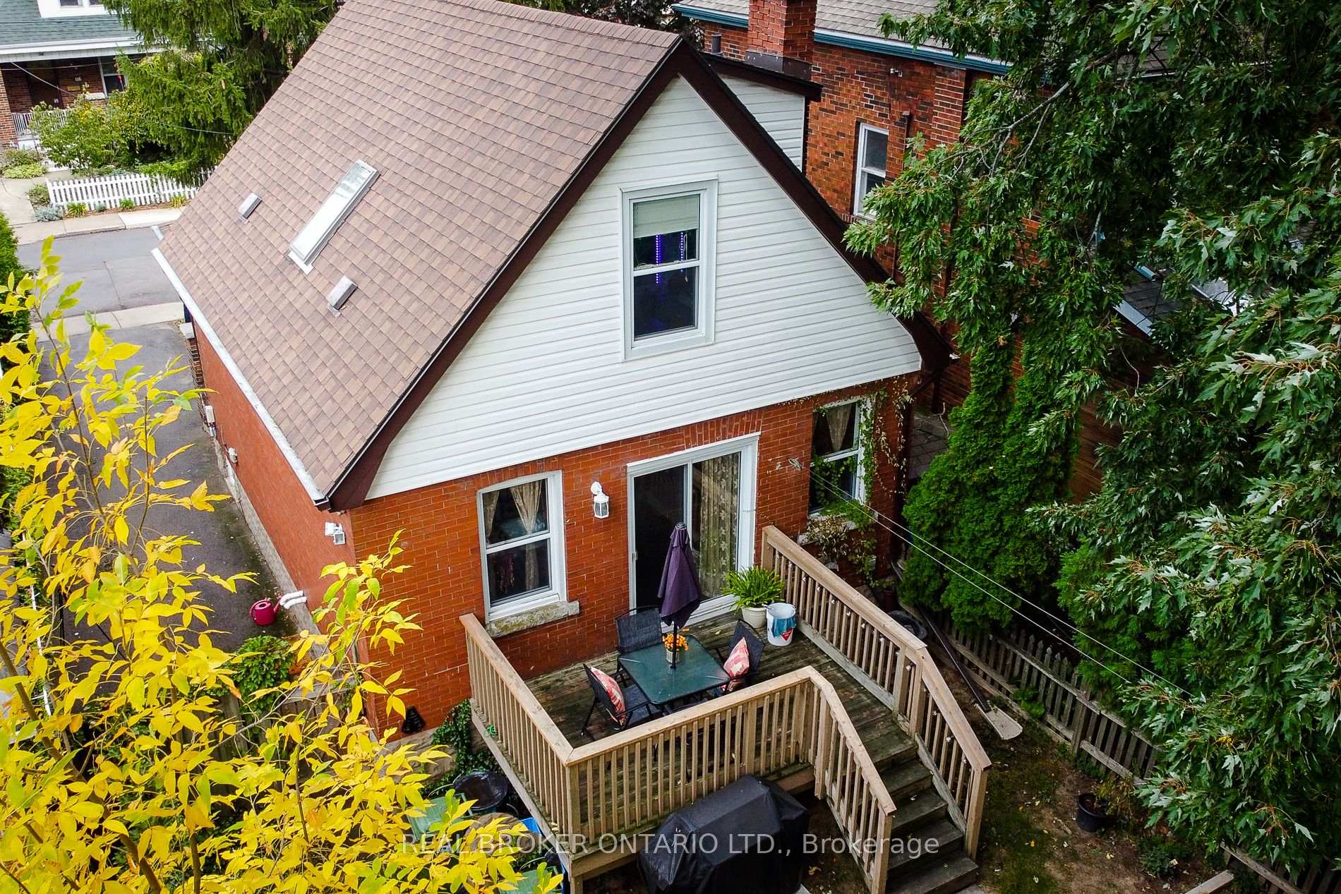 Photo 46 of 115 Barclay Street, Hamilton, Westdale — HOMEH