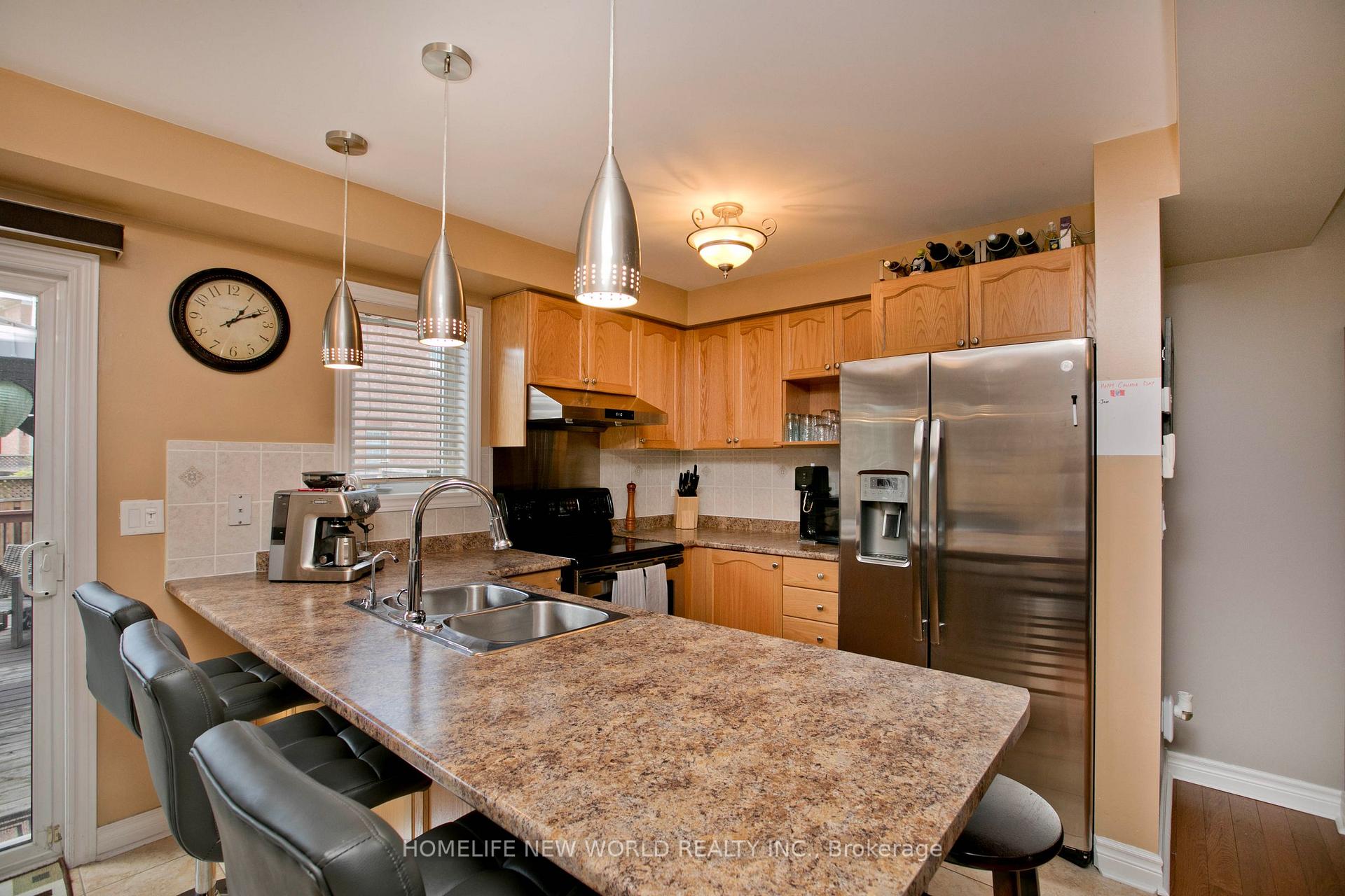 Photo 10 of 54 Brussels Avenue, Brampton, Sandringham-Wellington — HOMEH