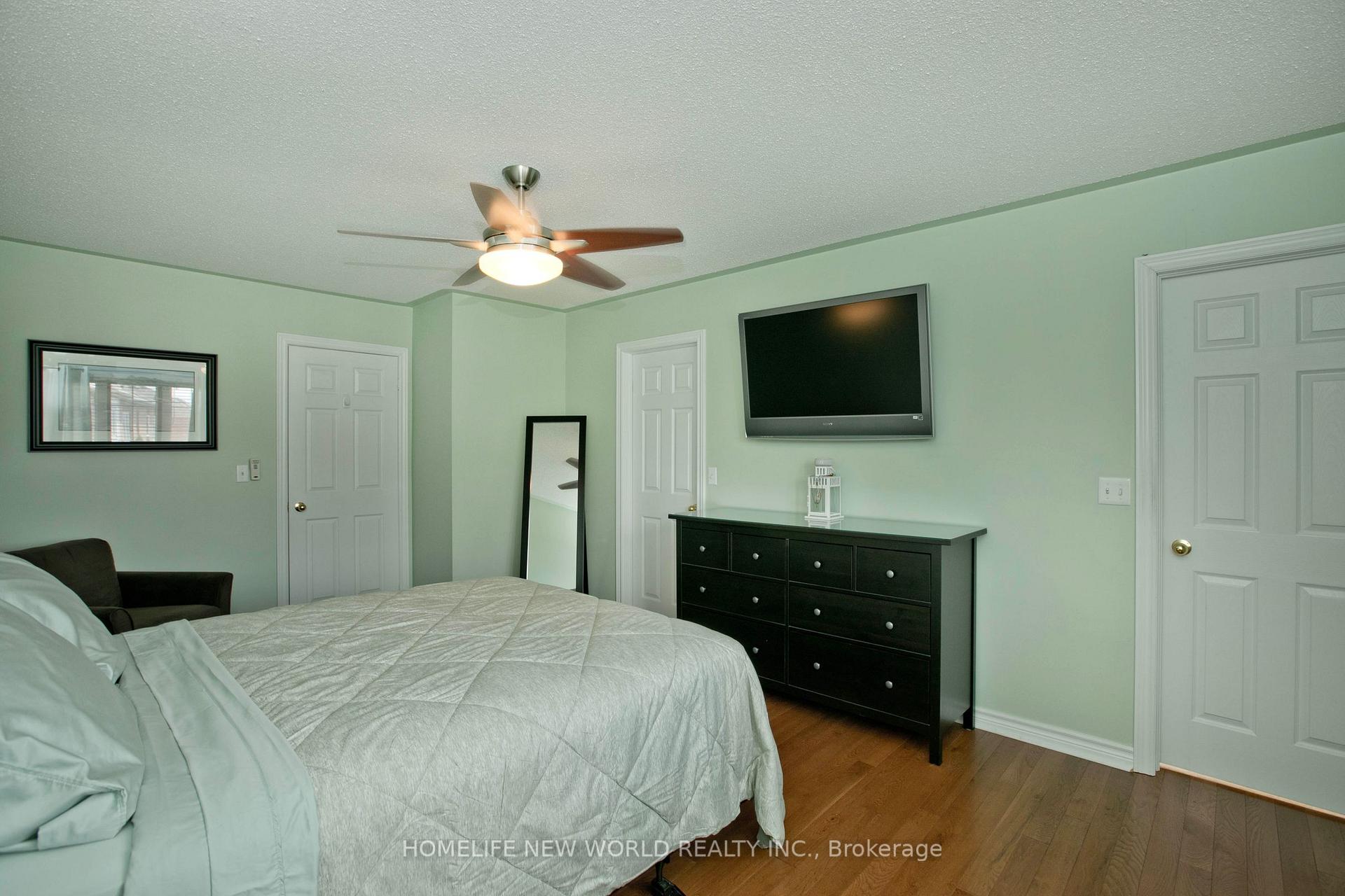 Photo 23 of 54 Brussels Avenue, Brampton, Sandringham-Wellington — HOMEH