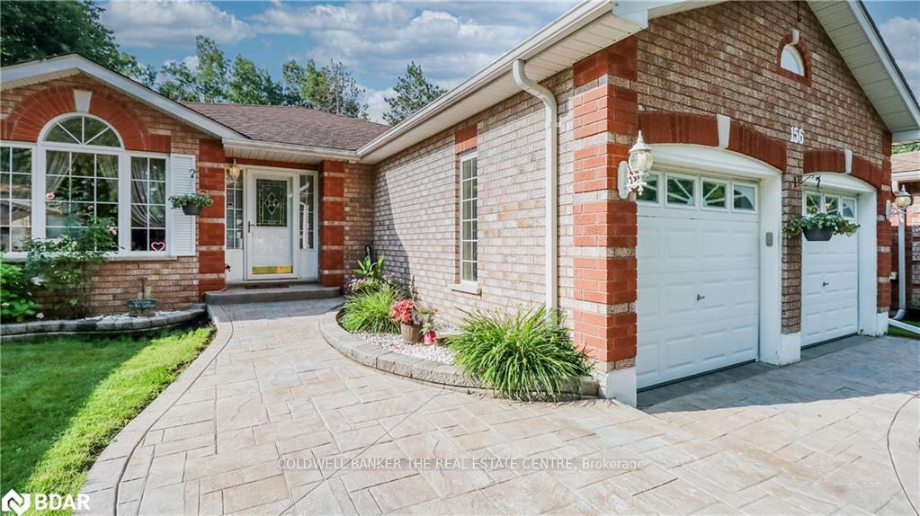 Photo 2 of 156 Columbia Road, Barrie, Holly — HOMEH