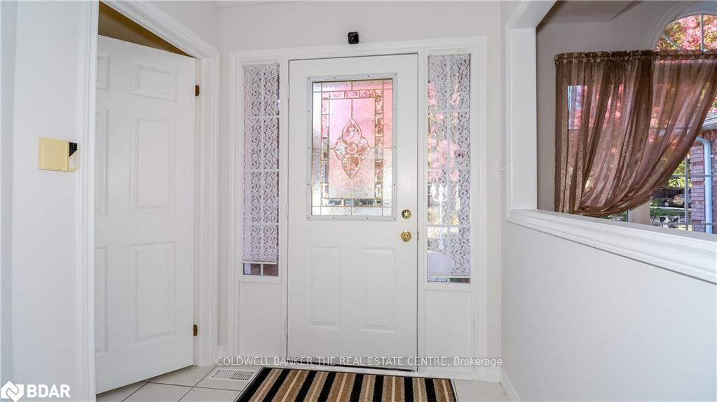 Photo 7 of 156 Columbia Road, Barrie, Holly — HOMEH