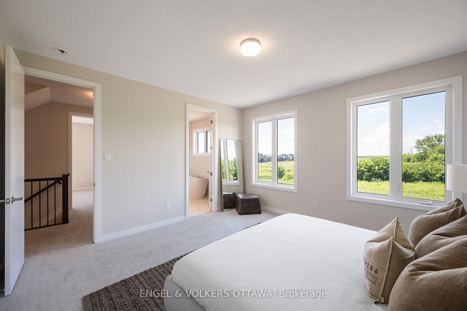 Photo 22 of 1007 Canoe Street, Ottawa, Barrhaven - Heritage Park — HOMEH