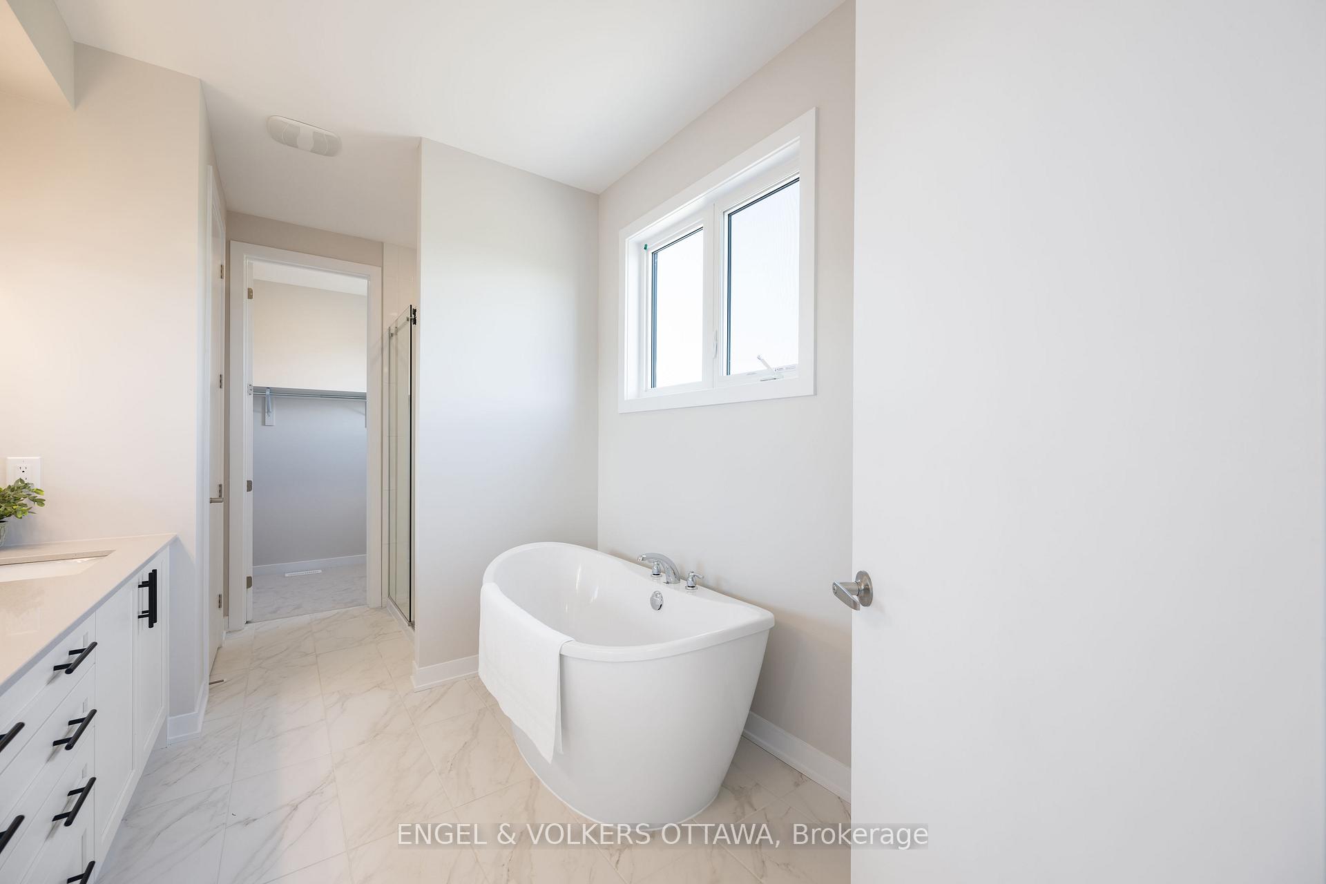 Photo 25 of 1007 Canoe Street, Ottawa, Barrhaven - Heritage Park — HOMEH