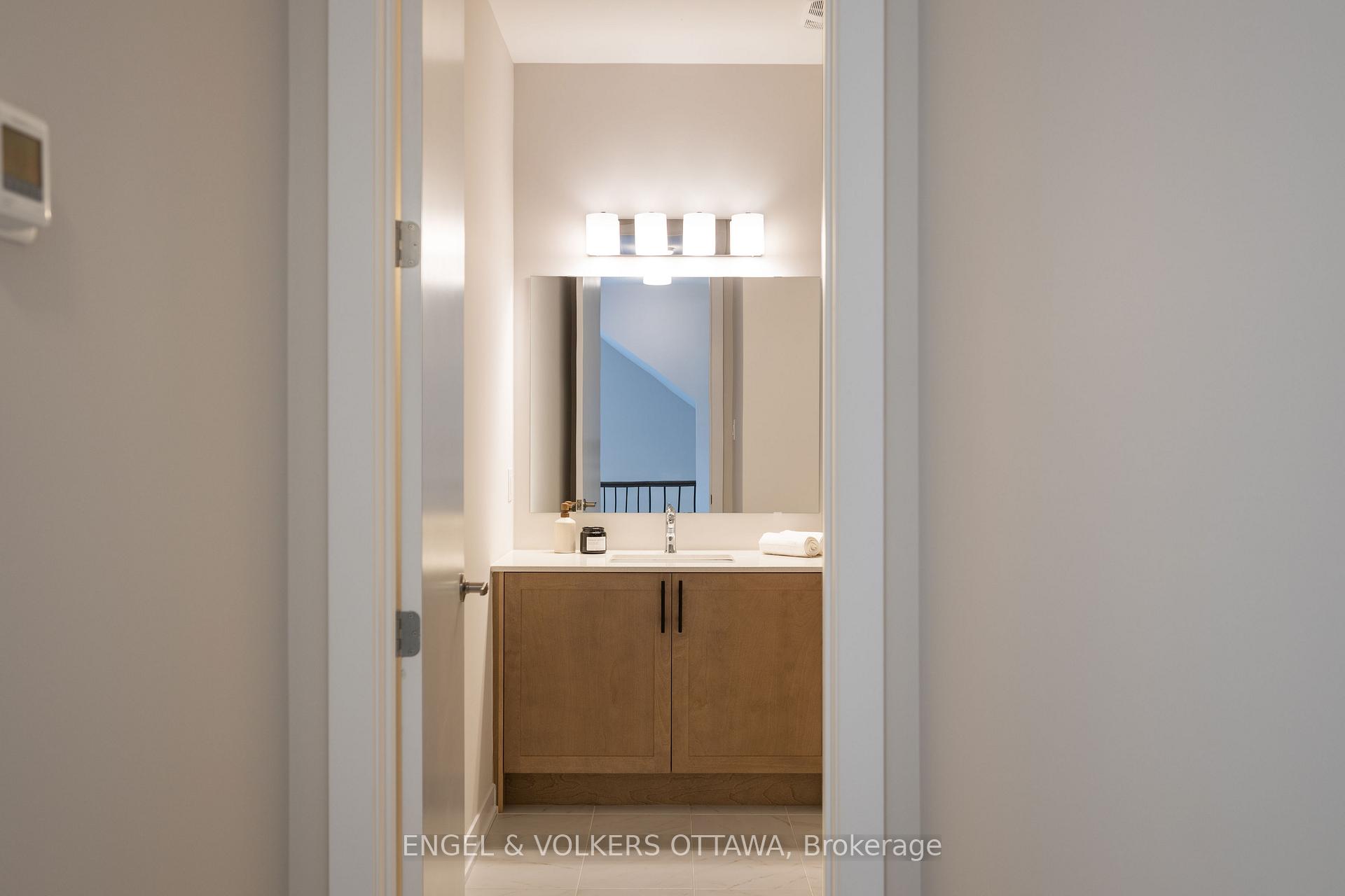 Photo 27 of 1007 Canoe Street, Ottawa, Barrhaven - Heritage Park — HOMEH