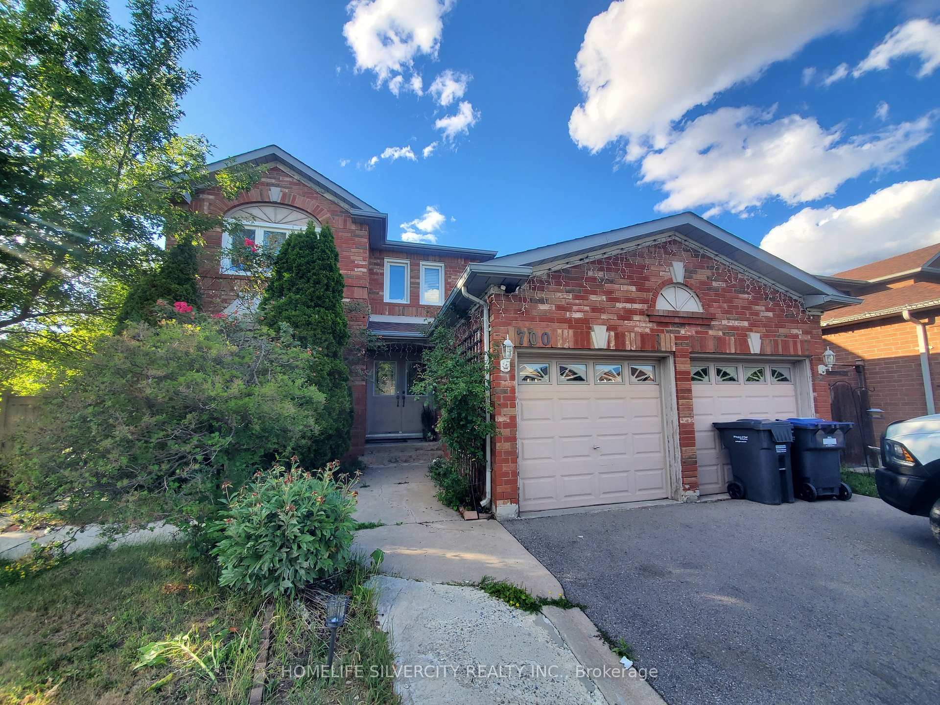 Photo 5 of Unit #Unit 1-Upper level, 700 Peter Robertson Boulevard, Brampton, Sandringham-Wellington — HOMEH
