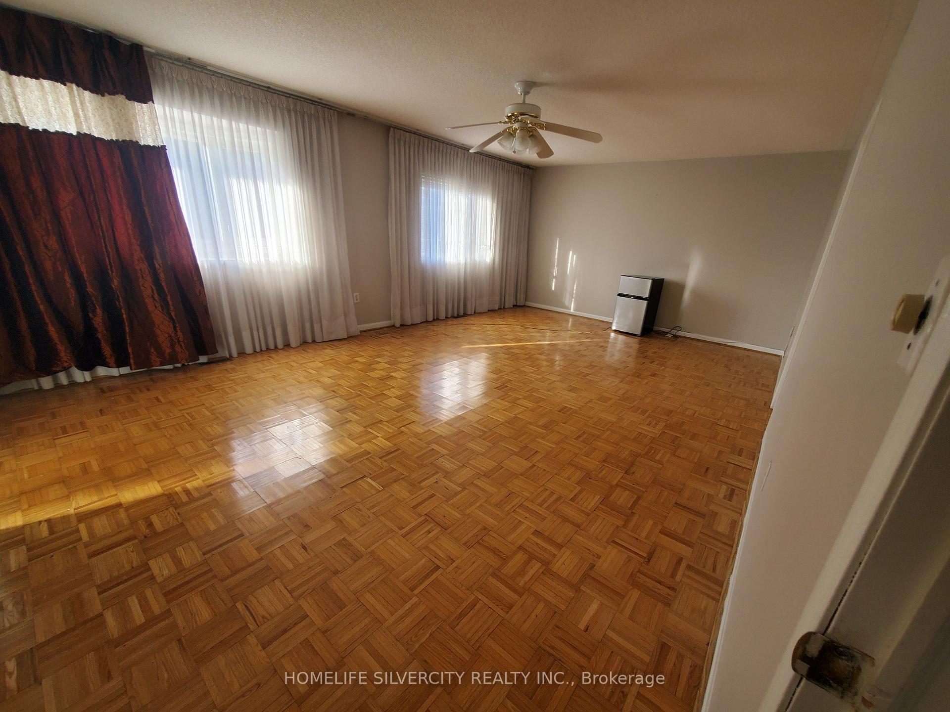 Photo 11 of Unit #Unit 1-Upper level, 700 Peter Robertson Boulevard, Brampton, Sandringham-Wellington — HOMEH