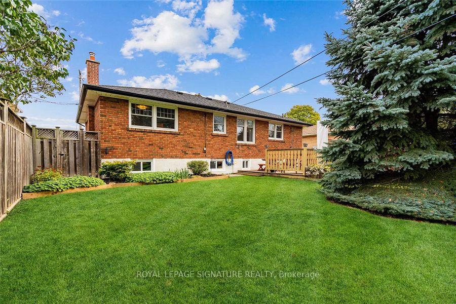 Photo 30 of 668 Peele Boulevard, Burlington, Brant — HOMEH