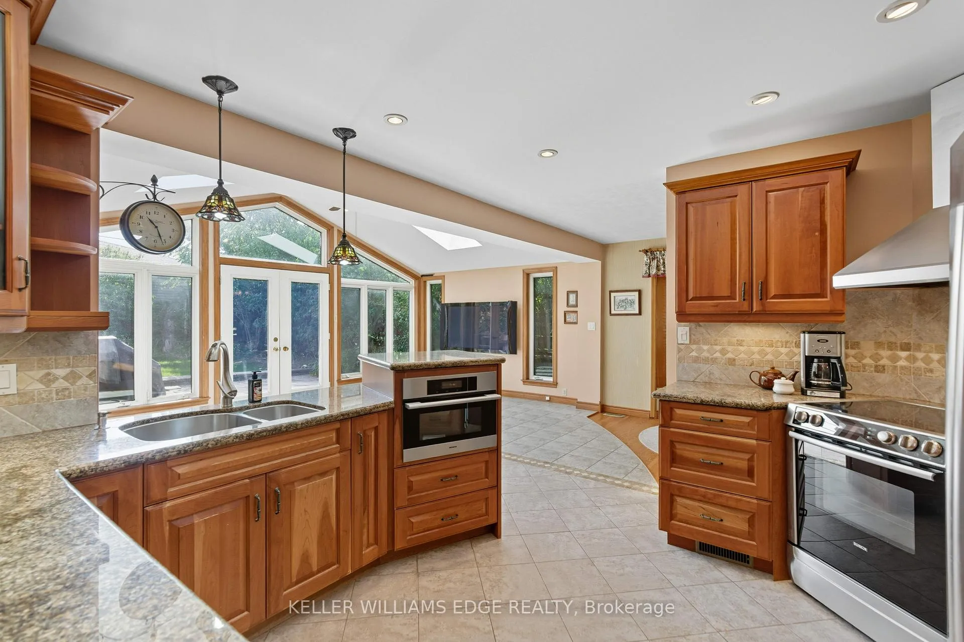 Photo 19 of 33 Goldfinch Road, Hamilton, Bruleville — HOMEH
