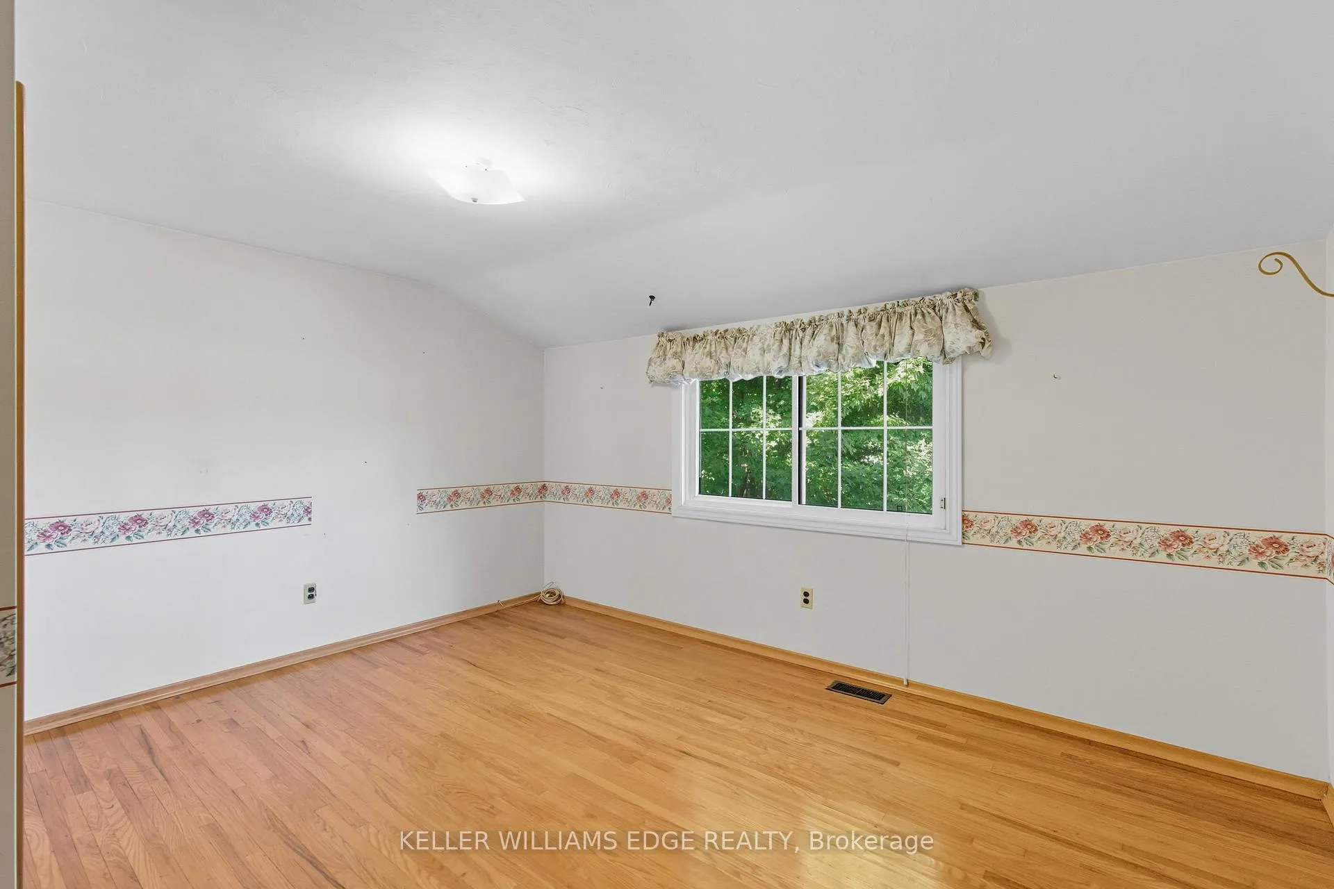 Photo 29 of 33 Goldfinch Road, Hamilton, Bruleville — HOMEH