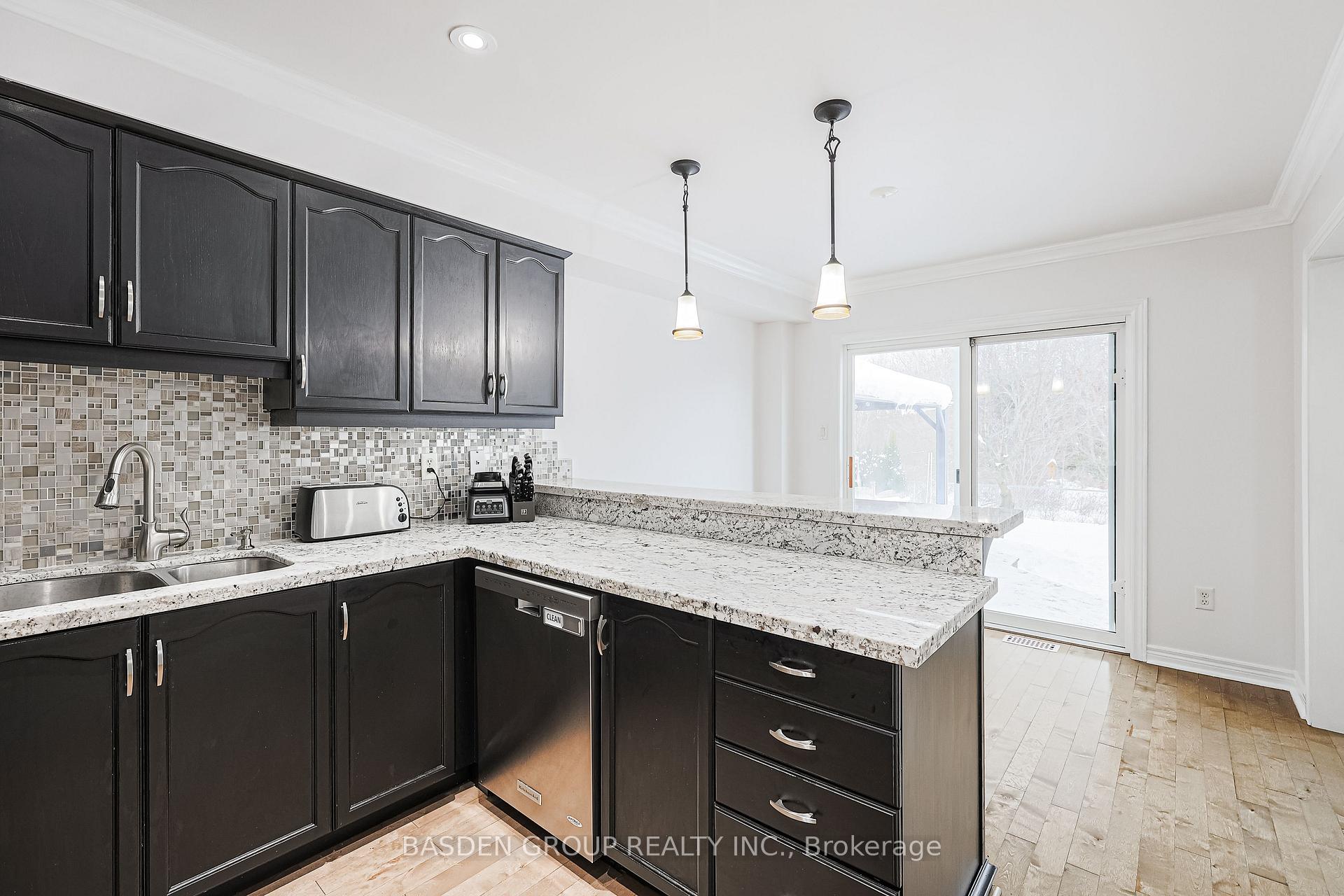 Photo 19 of 238 Esther Drive, Barrie, Painswick South — HOMEH