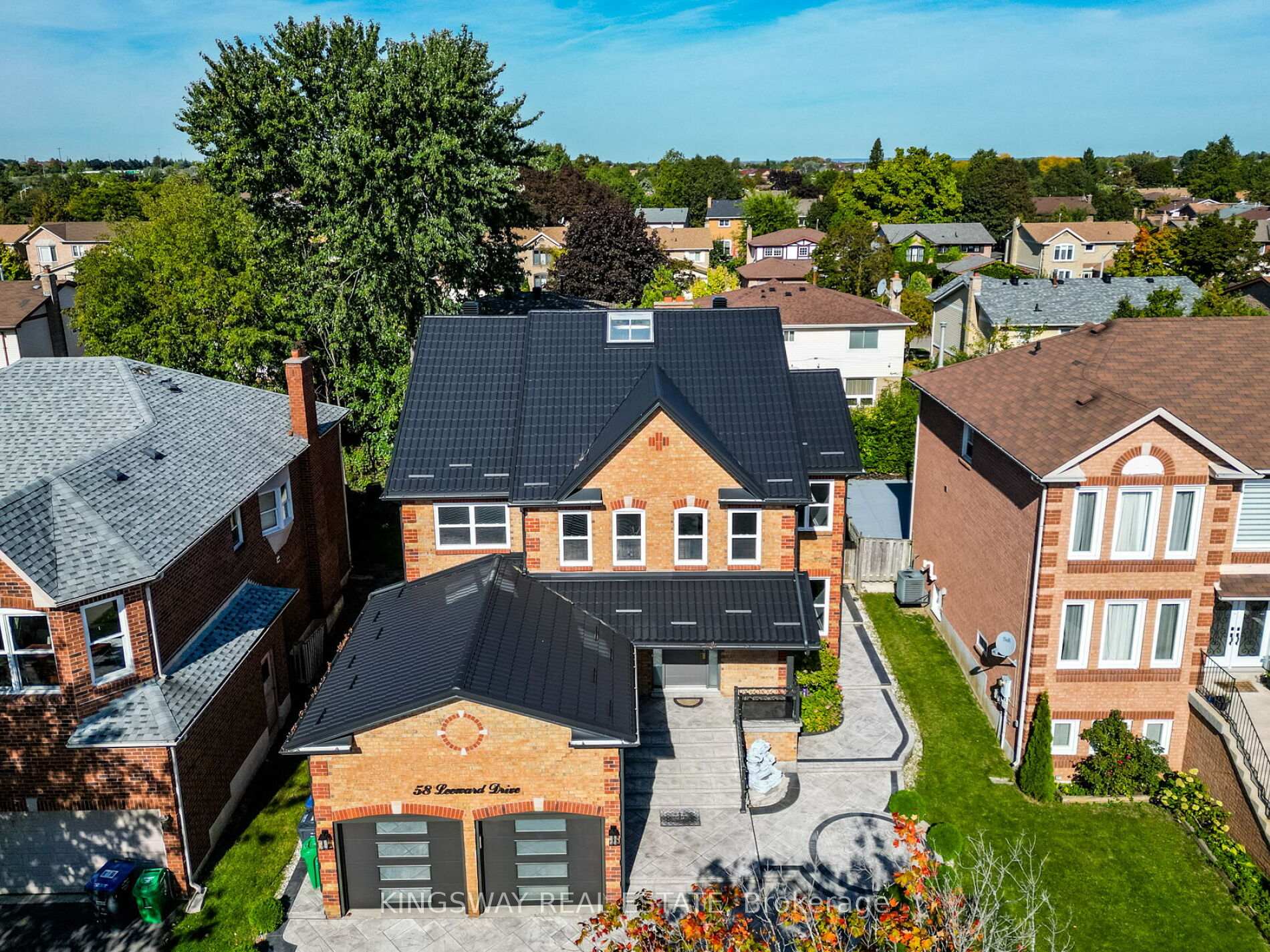 Photo 2 of 58 Leeward Drive, Brampton, Westgate — HOMEH