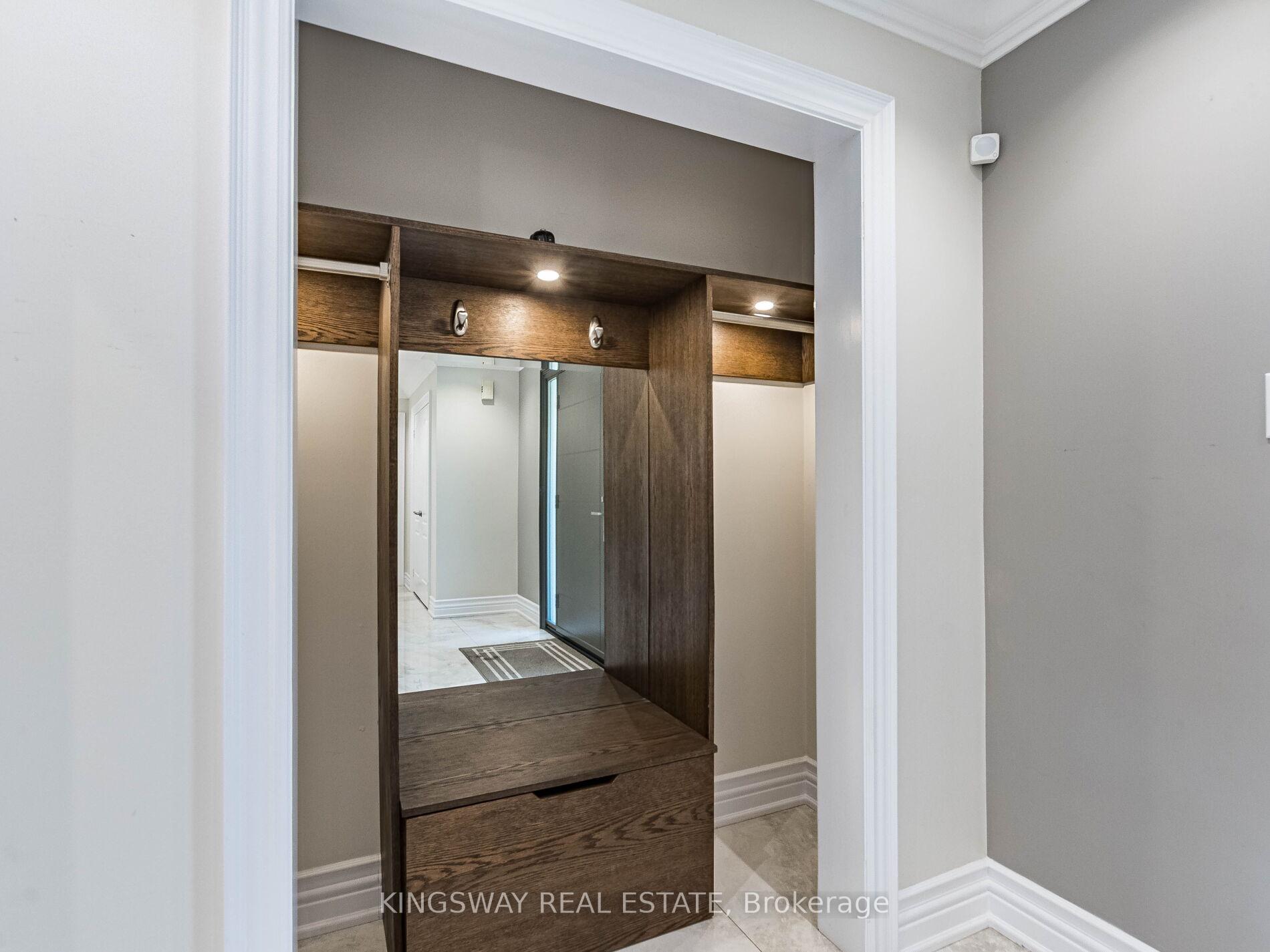 Photo 5 of 58 Leeward Drive, Brampton, Westgate — HOMEH