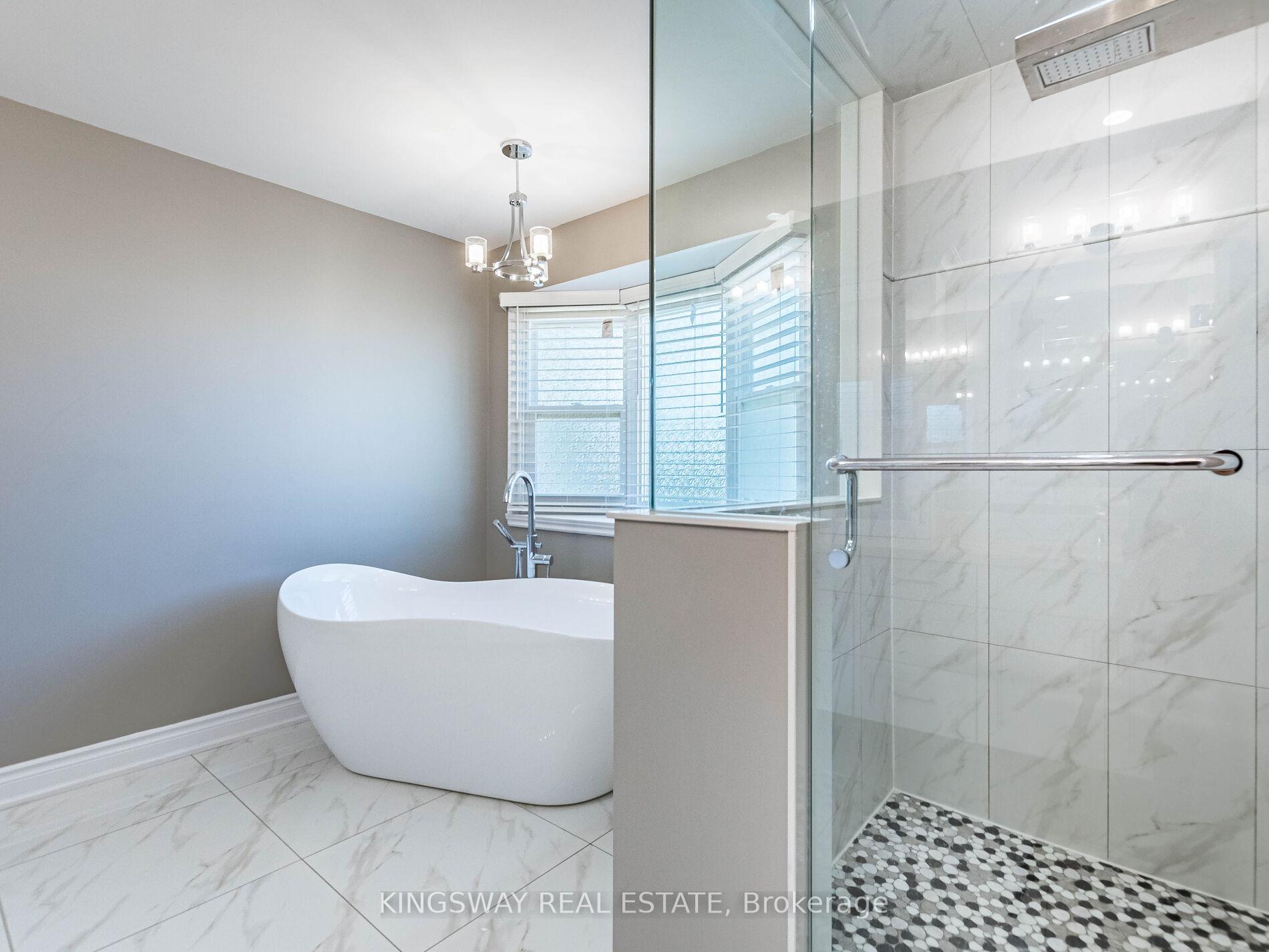 Photo 27 of 58 Leeward Drive, Brampton, Westgate — HOMEH