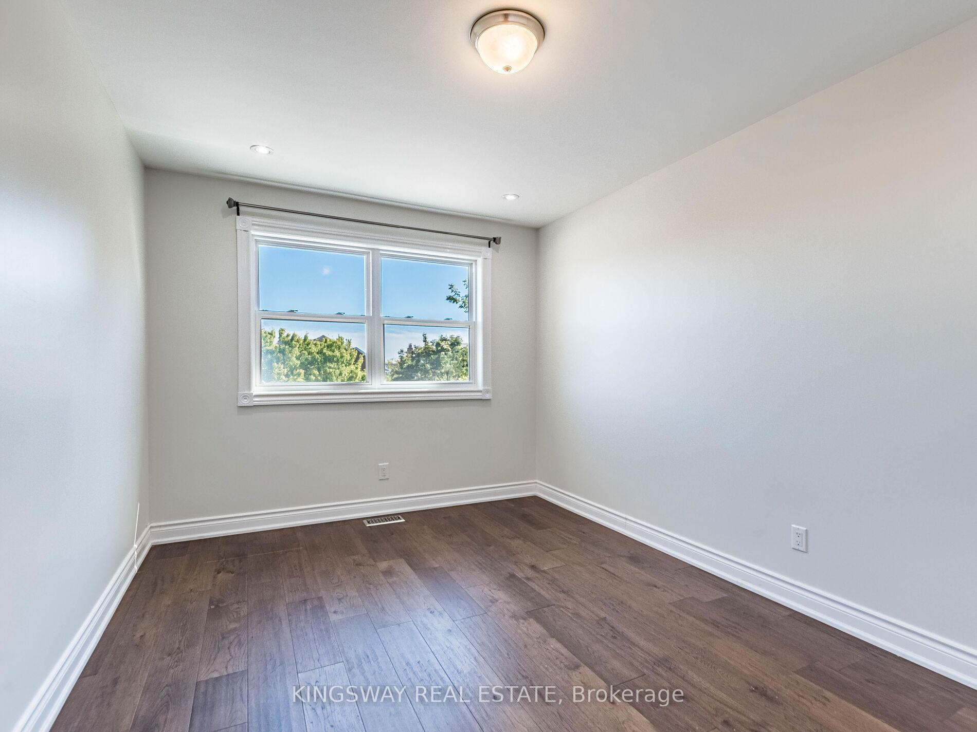 Photo 32 of 58 Leeward Drive, Brampton, Westgate — HOMEH
