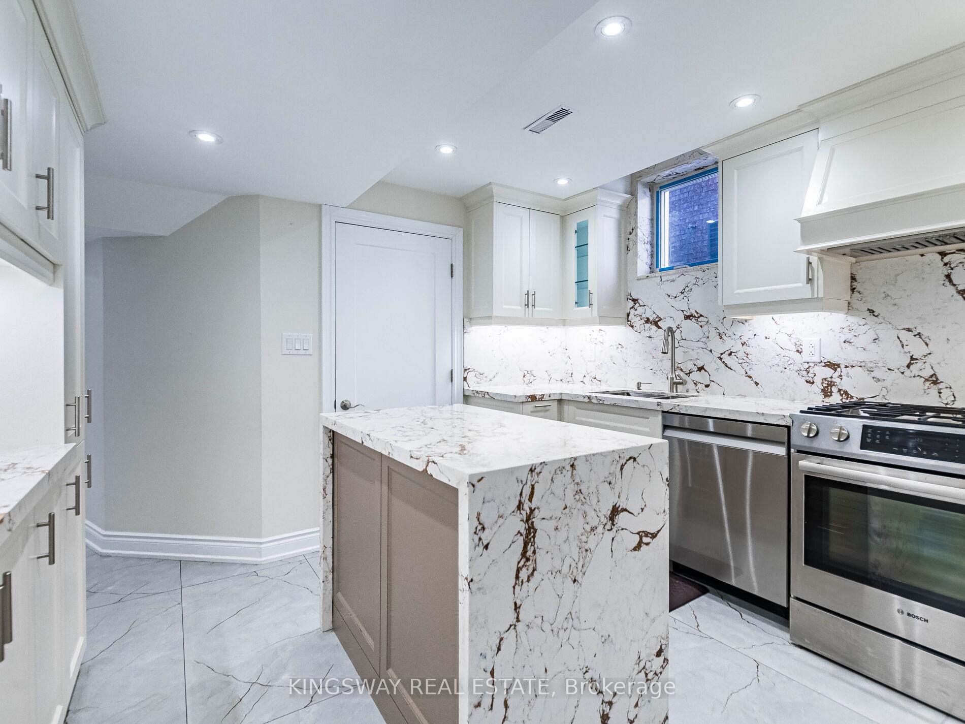 Photo 36 of 58 Leeward Drive, Brampton, Westgate — HOMEH