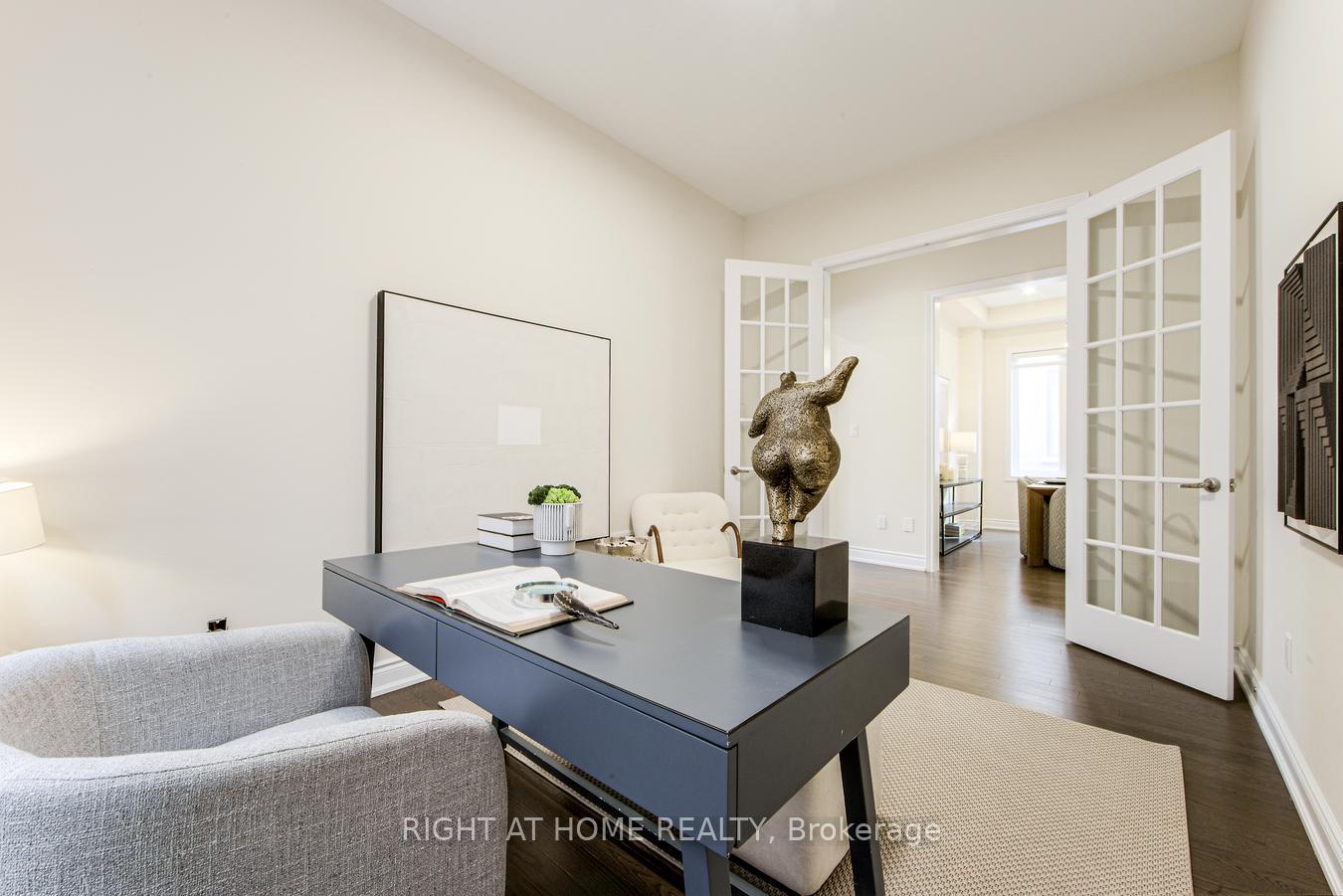 Photo 11 of 6 Bannockburn Drive, Vaughan, Vellore Village — HOMEH