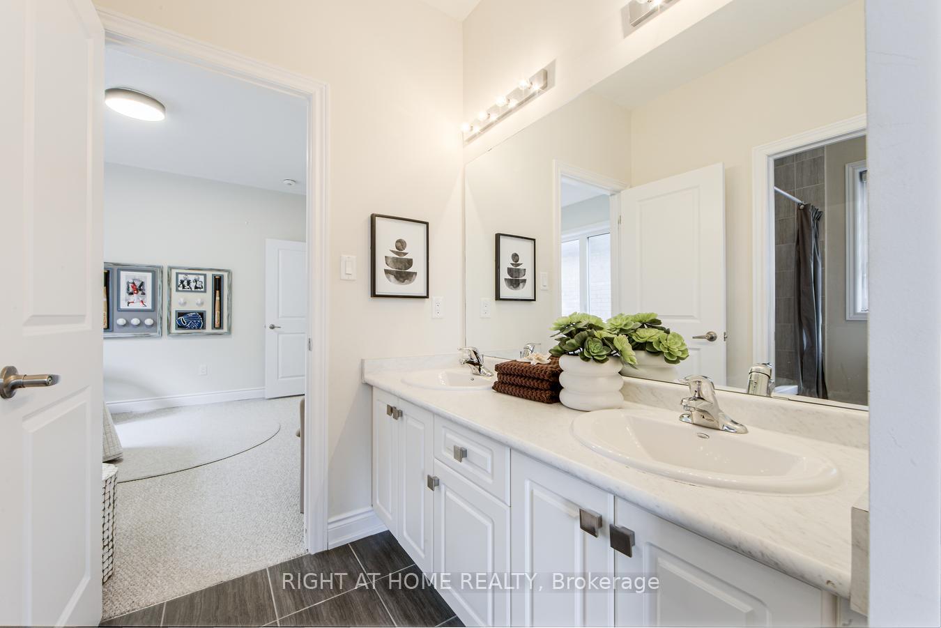 Photo 30 of 6 Bannockburn Drive, Vaughan, Vellore Village — HOMEH