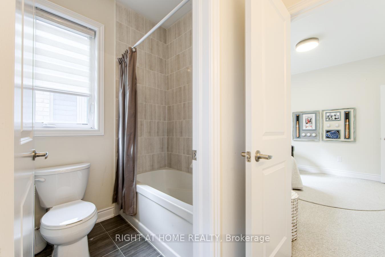 Photo 31 of 6 Bannockburn Drive, Vaughan, Vellore Village — HOMEH