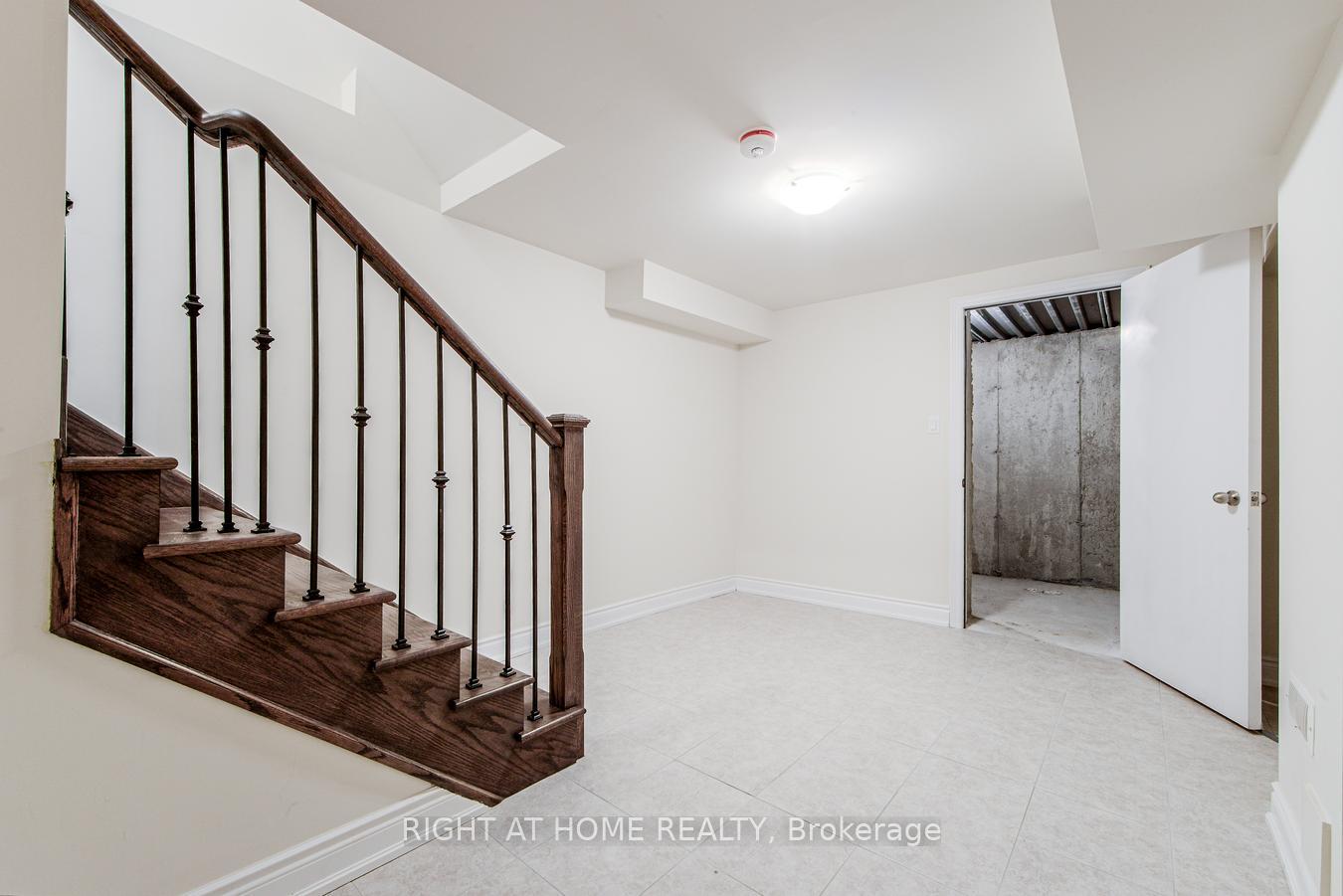 Photo 46 of 6 Bannockburn Drive, Vaughan, Vellore Village — HOMEH
