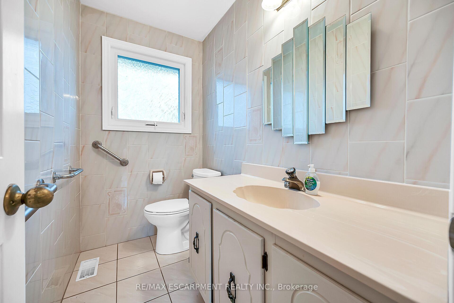 Photo 20 of 1281 Abbey Court, Burlington, Tyandaga — HOMEH