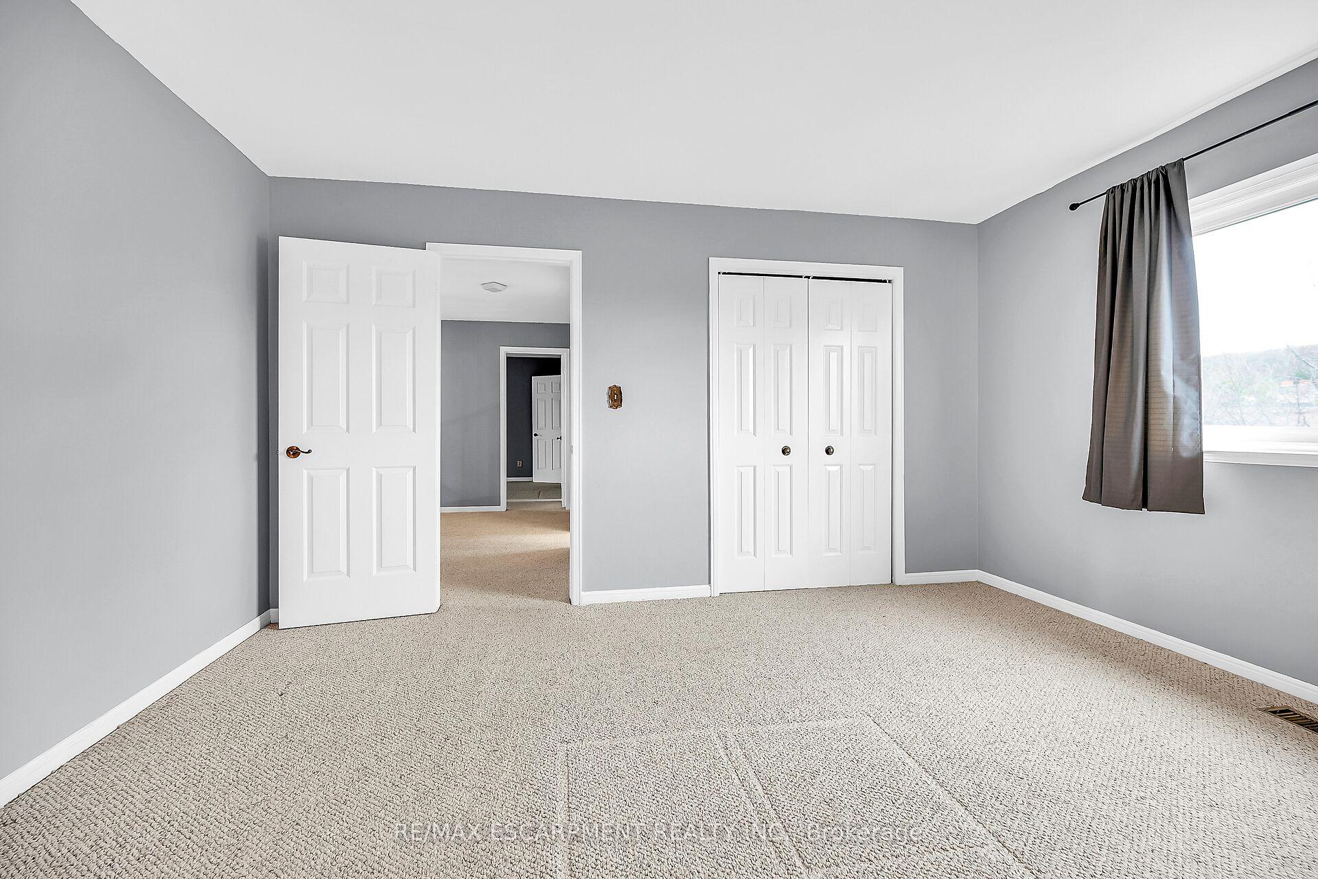 Photo 26 of 1281 Abbey Court, Burlington, Tyandaga — HOMEH