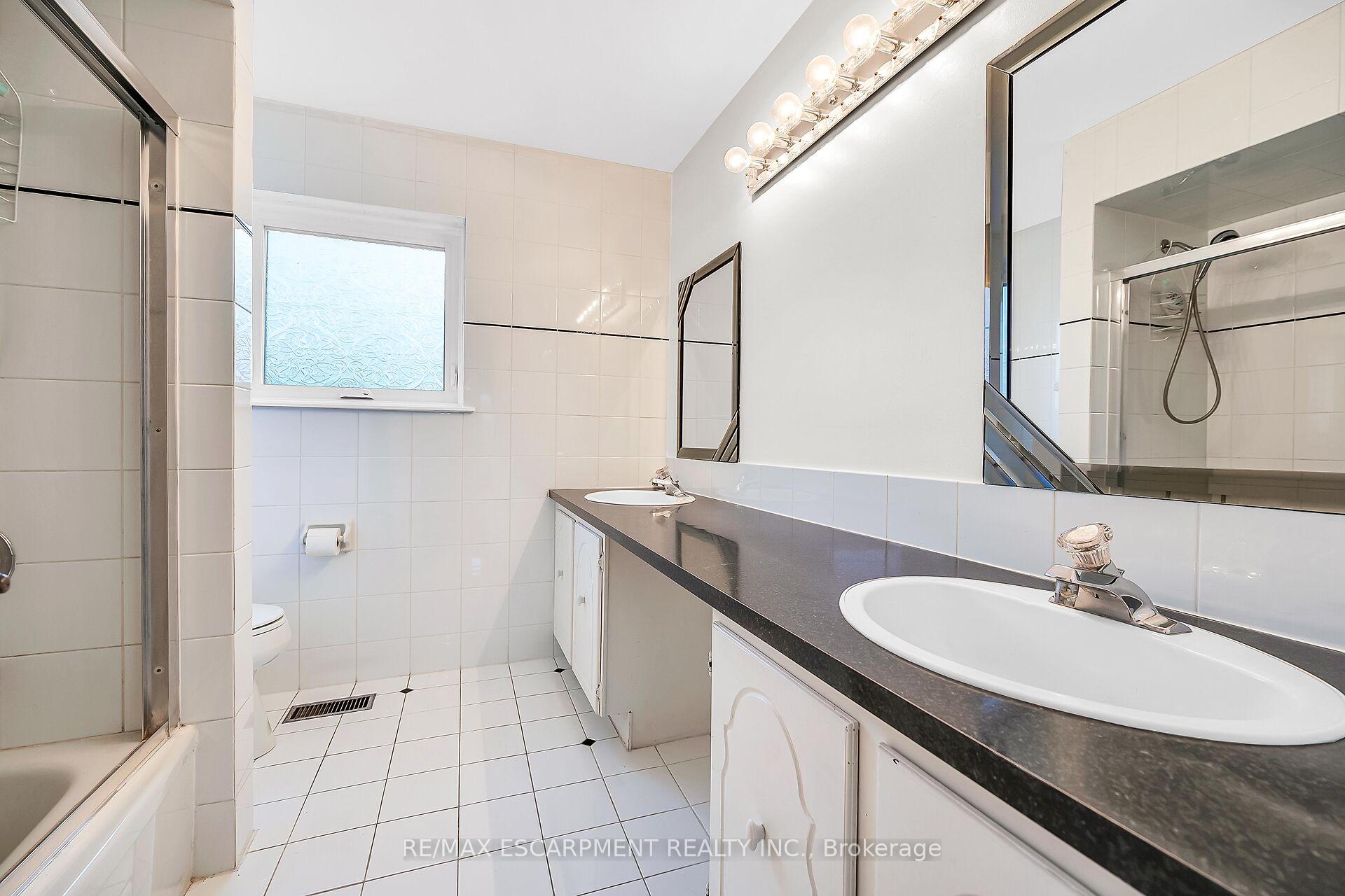 Photo 29 of 1281 Abbey Court, Burlington, Tyandaga — HOMEH