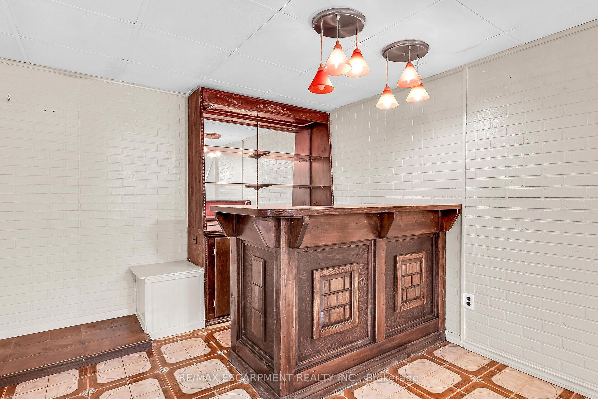 Photo 32 of 1281 Abbey Court, Burlington, Tyandaga — HOMEH